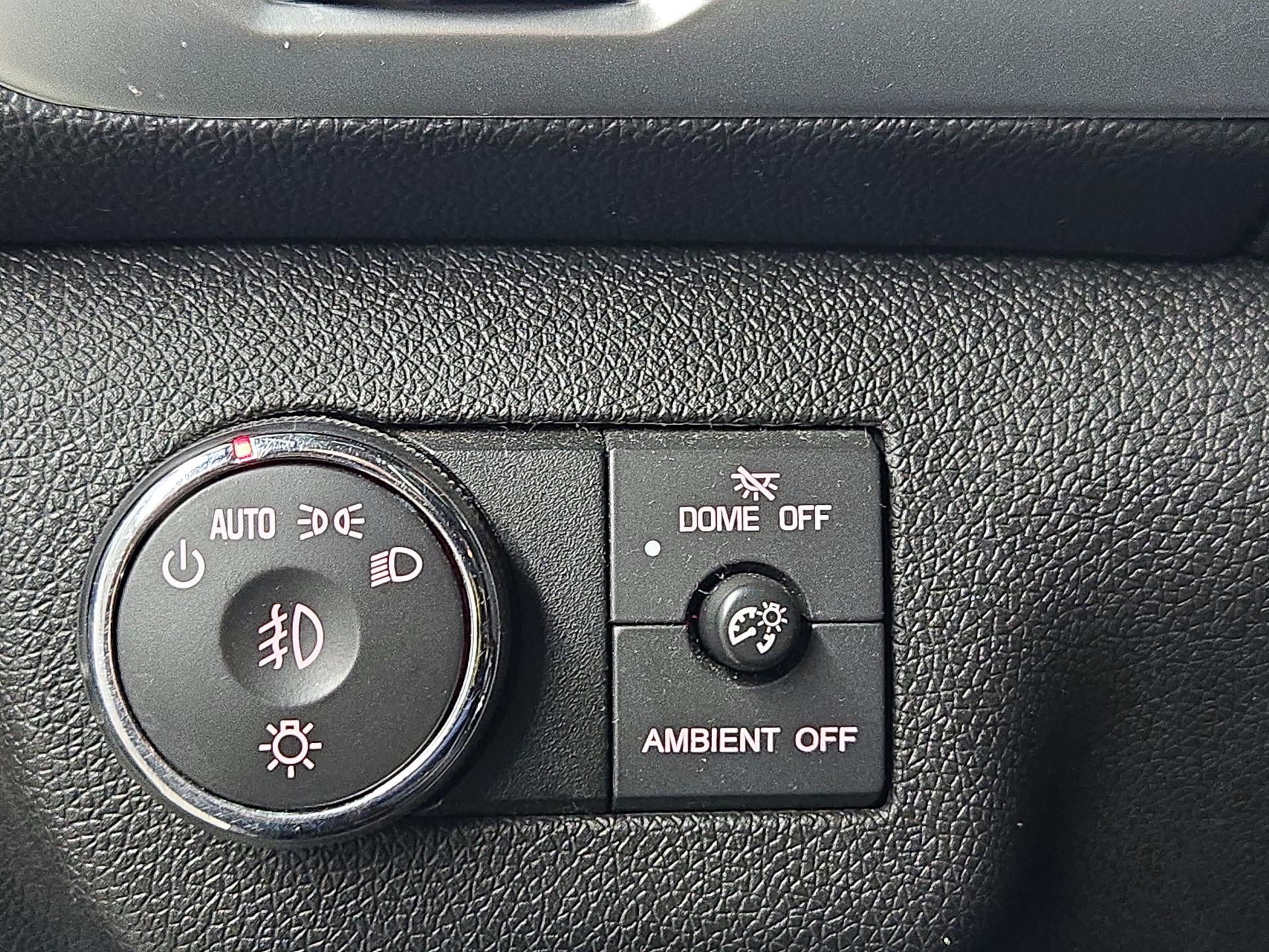 Thumbnail: 2015 GMC Acadia - 13