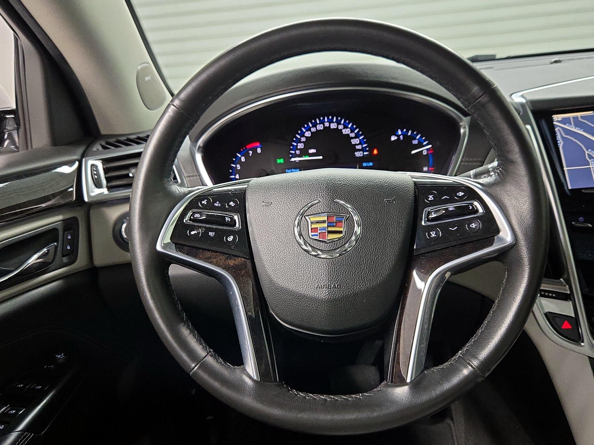 Thumbnail: 2015 Cadillac SRX - 10