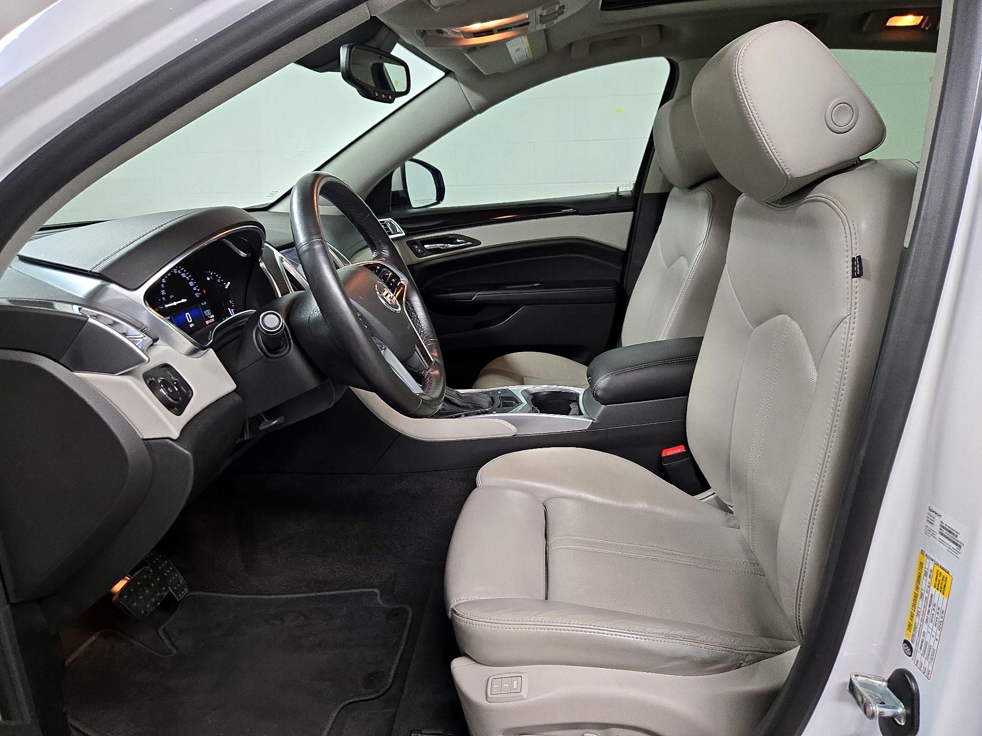 Thumbnail: 2015 Cadillac SRX - 11