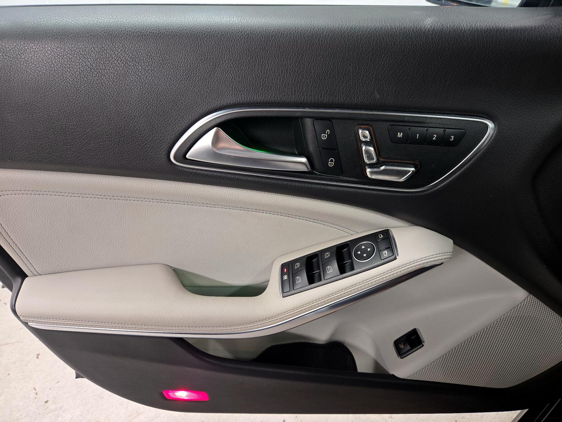 Thumbnail: 2018 Mercedes-Benz CLA - 12