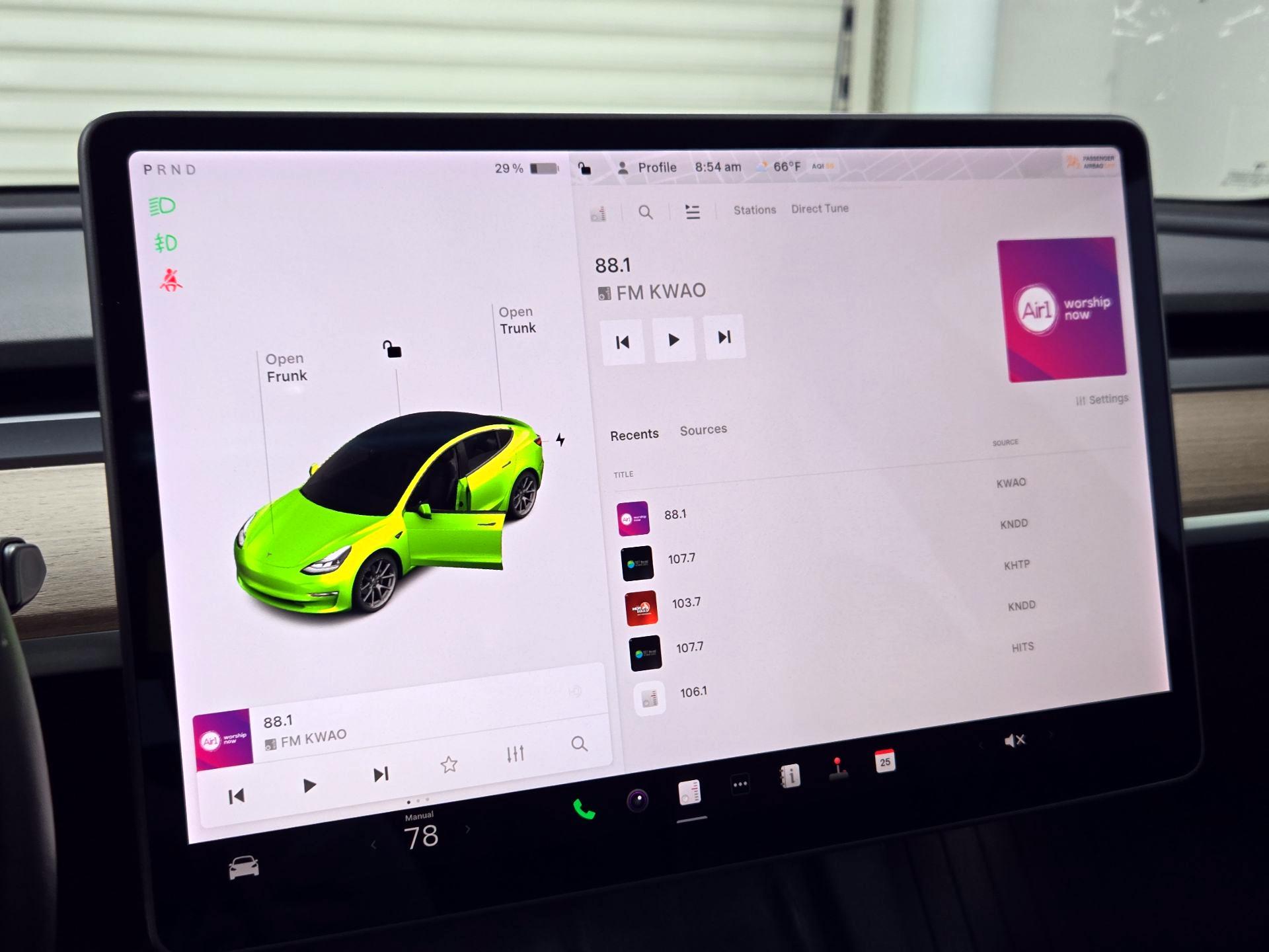 Thumbnail: 2021 Tesla Model 3 - 15