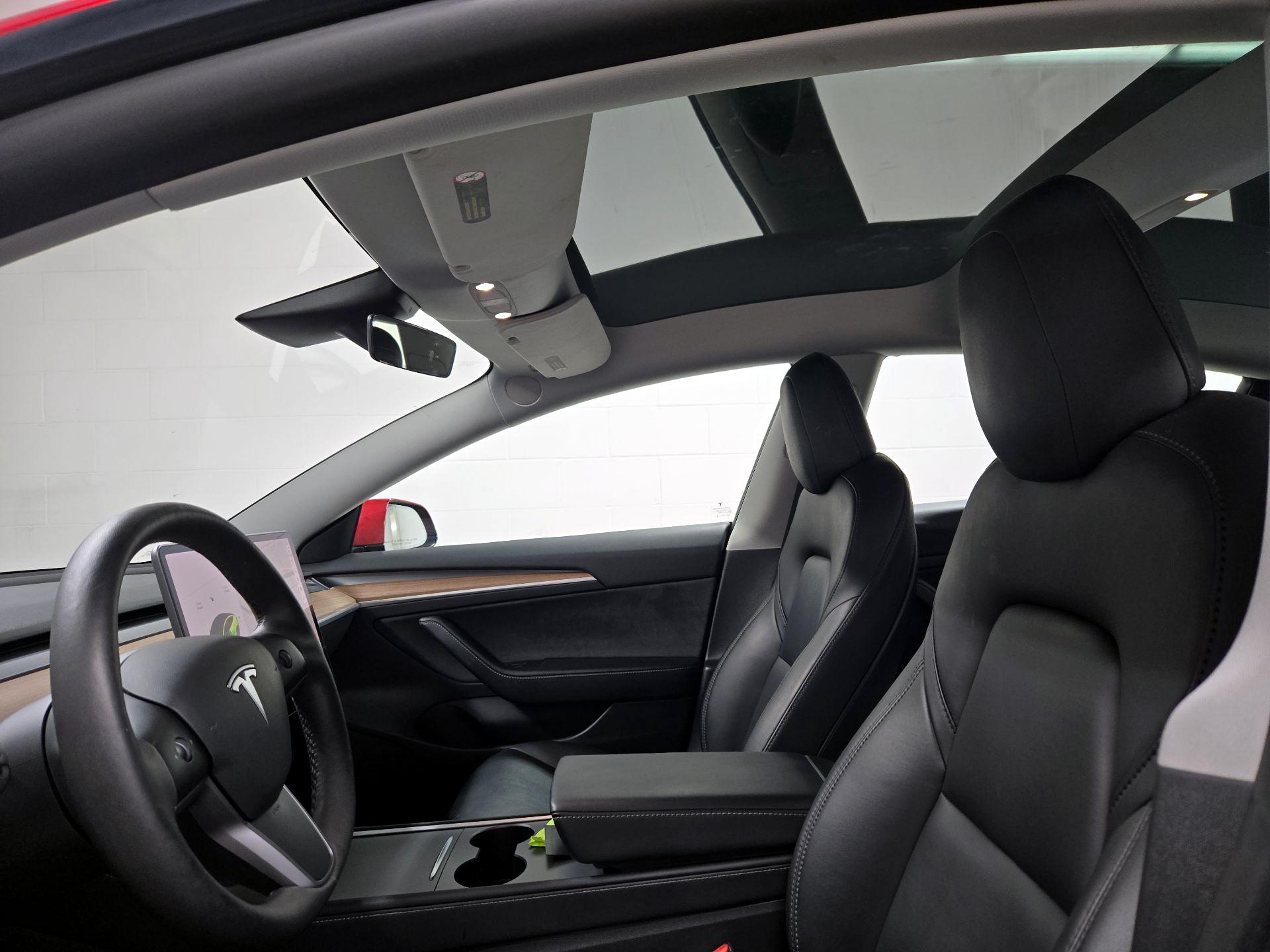 Thumbnail: 2021 Tesla Model 3 - 19