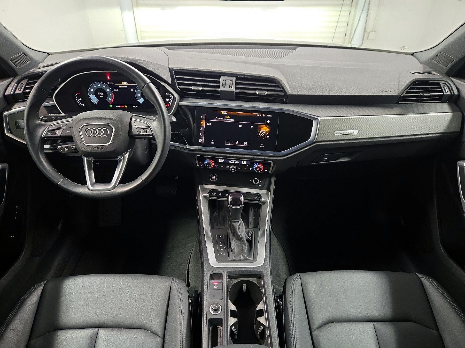 Thumbnail: 2024 Audi Q3 - 9