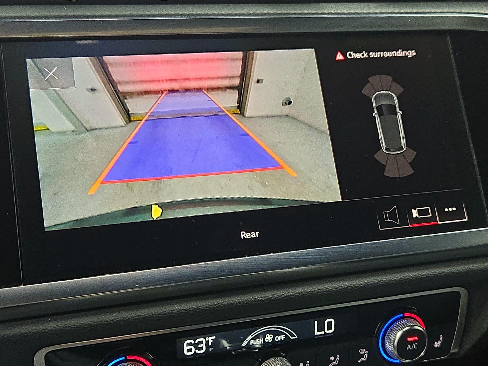 Thumbnail: 2024 Audi Q3 - 14