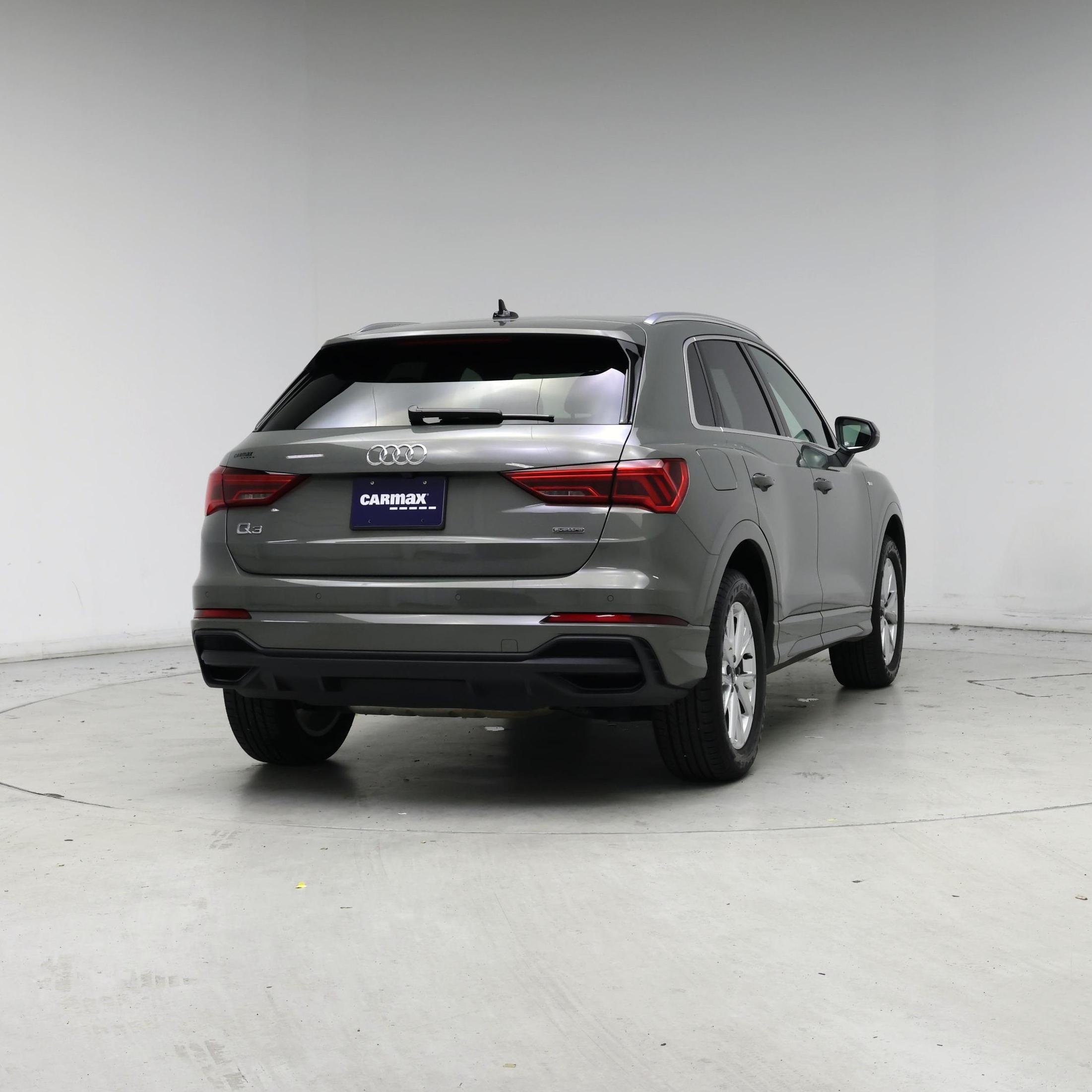 Thumbnail: 2024 Audi Q3 - 8