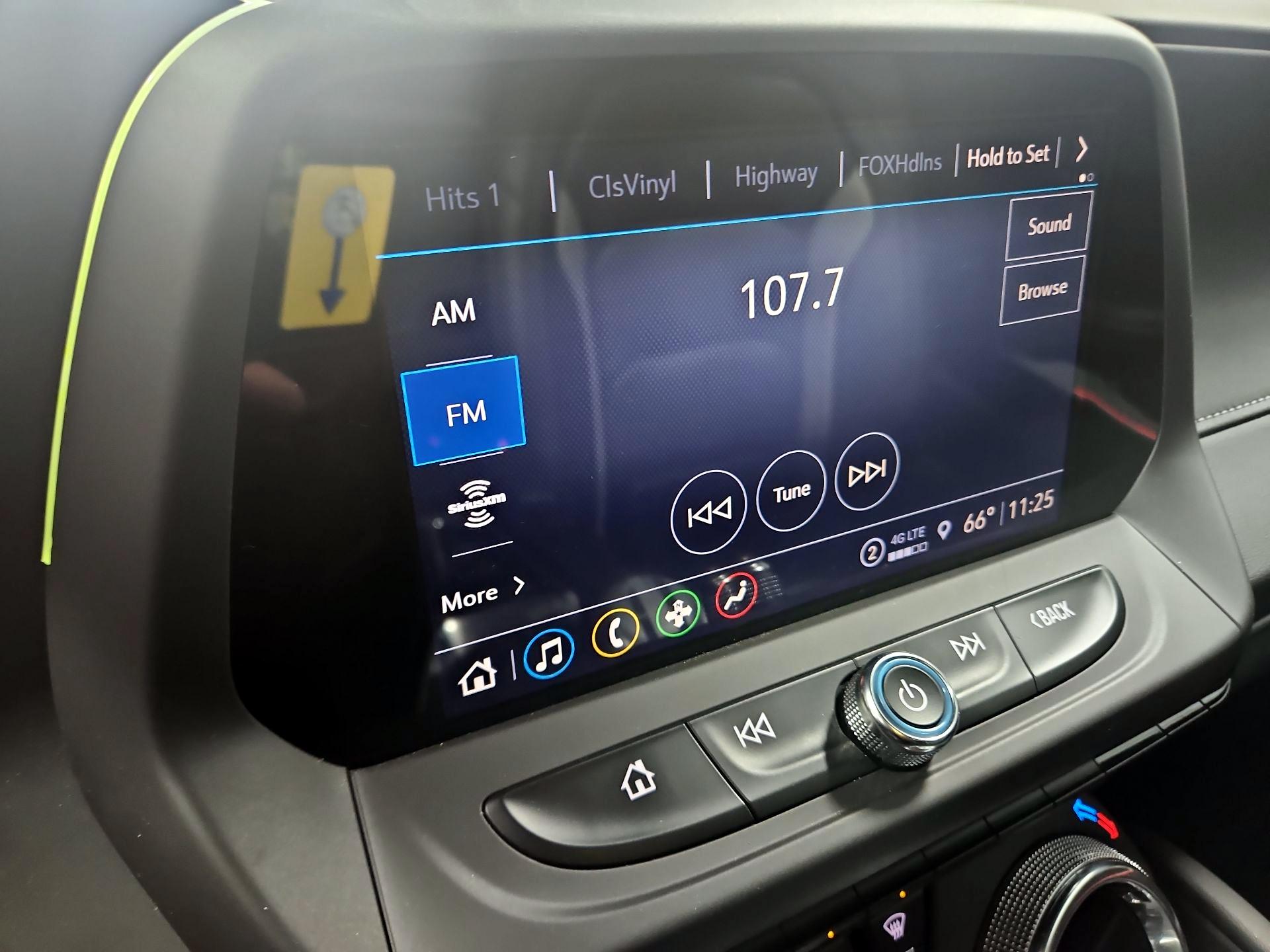 Thumbnail: 2022 Chevrolet Camaro - 15