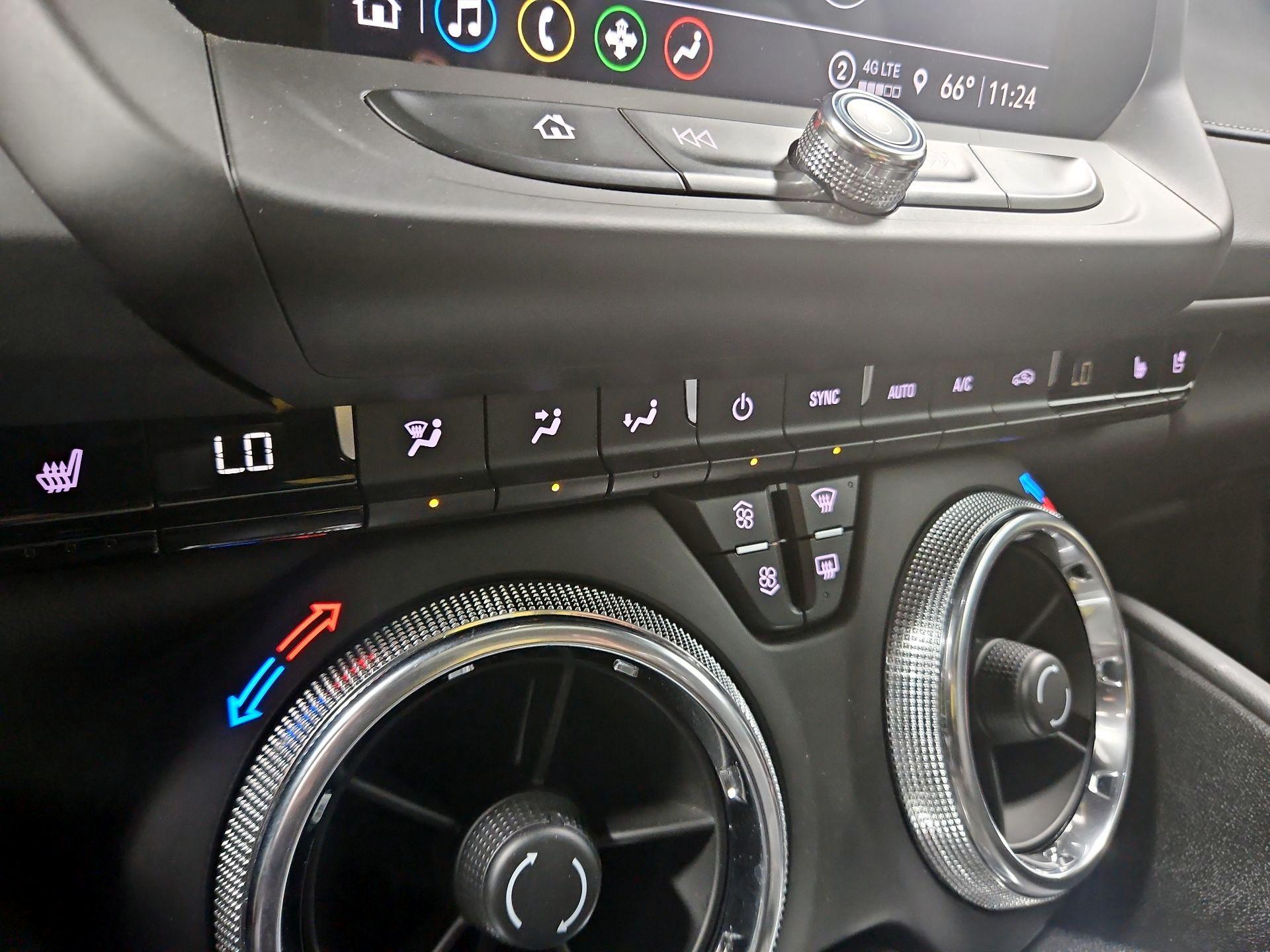 Thumbnail: 2022 Chevrolet Camaro - 16