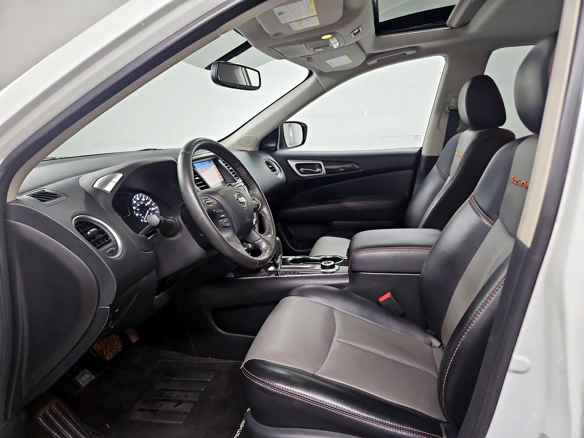 Thumbnail: 2020 Nissan Pathfinder - 11