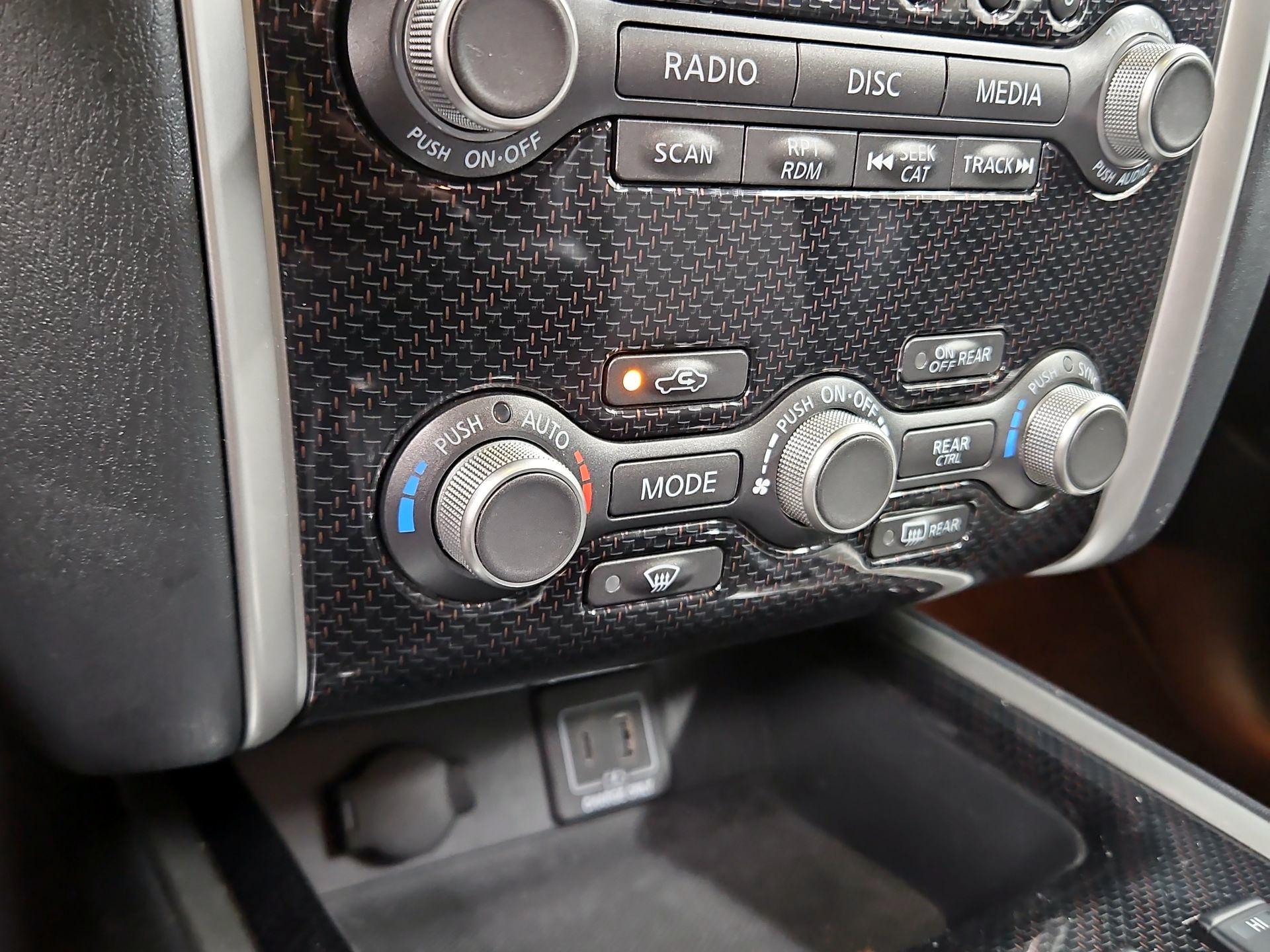 Thumbnail: 2020 Nissan Pathfinder - 17