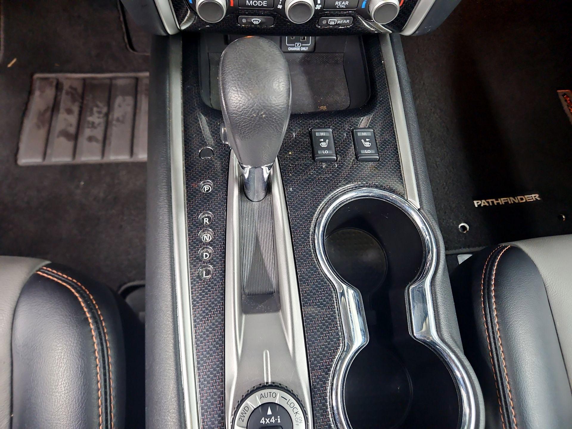 Thumbnail: 2020 Nissan Pathfinder - 18