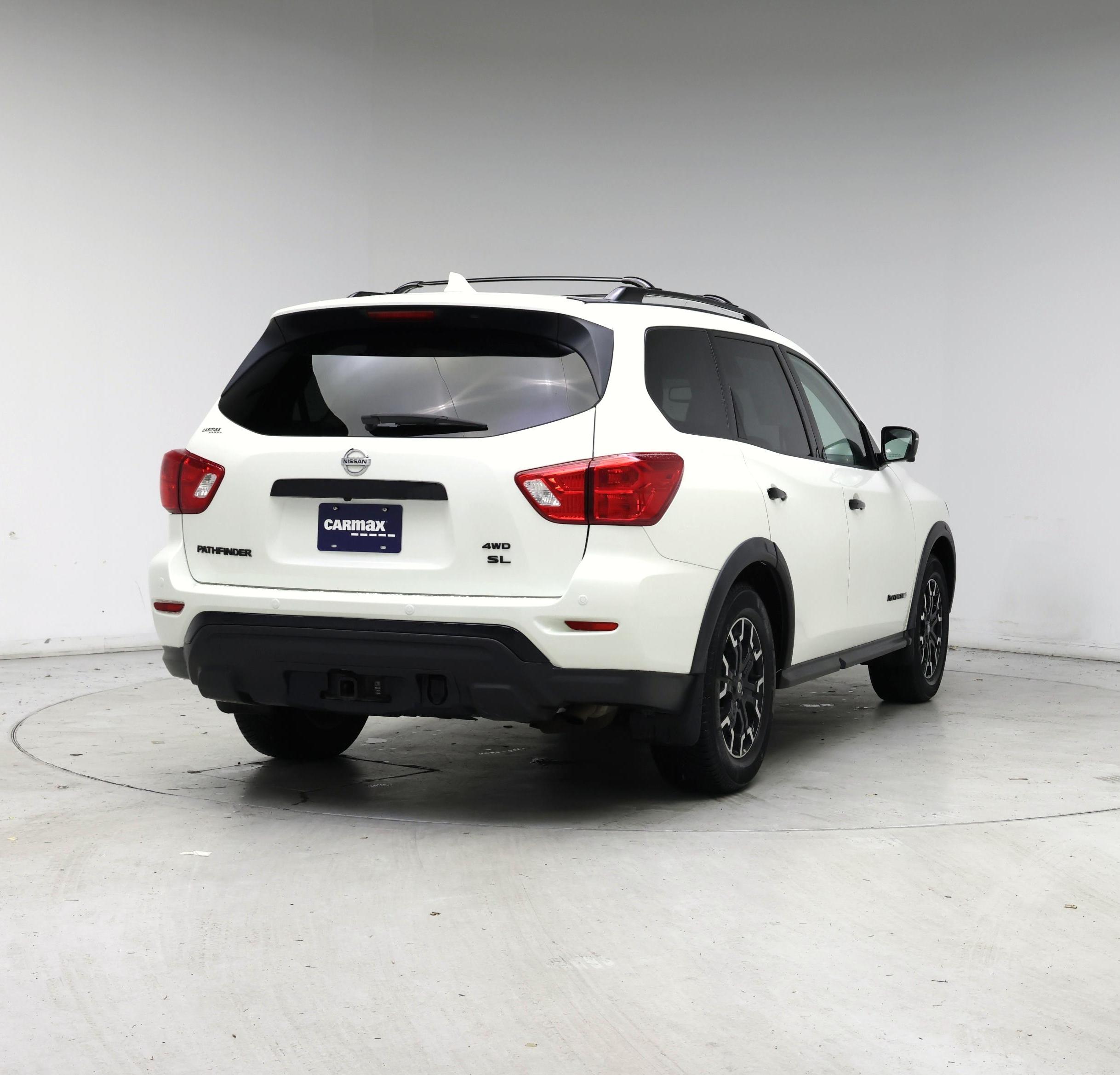 Thumbnail: 2020 Nissan Pathfinder - 8