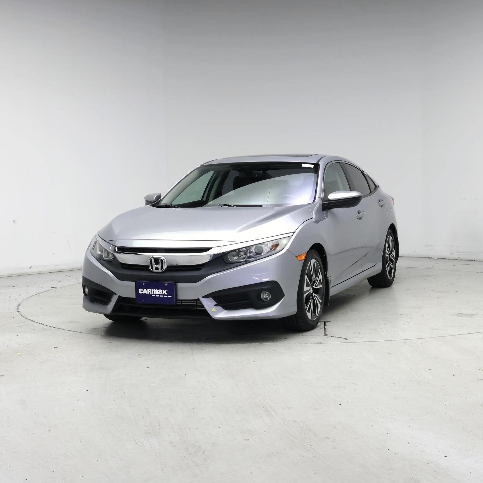 Thumbnail: 2017 Honda Civic - 4