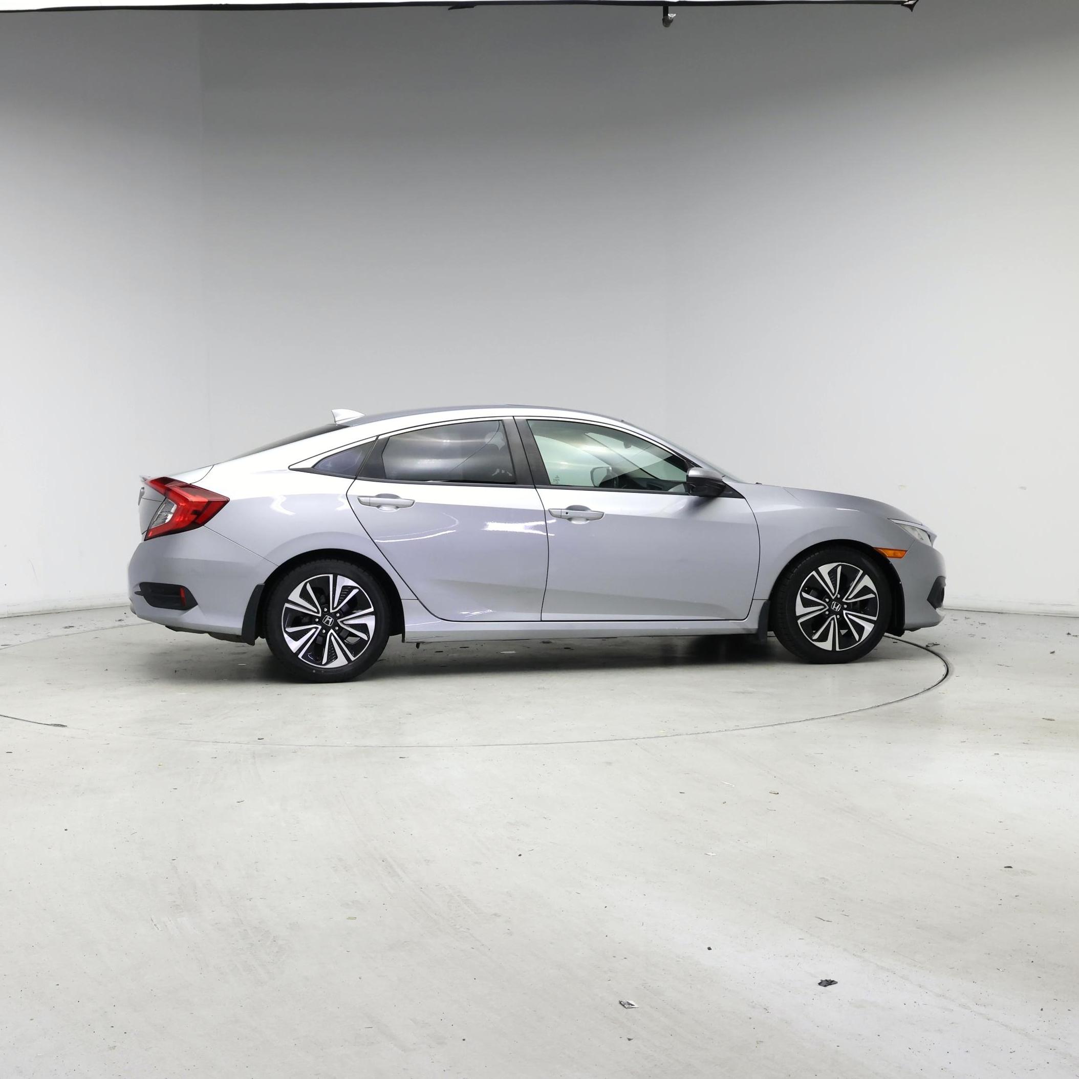 Thumbnail: 2017 Honda Civic - 7