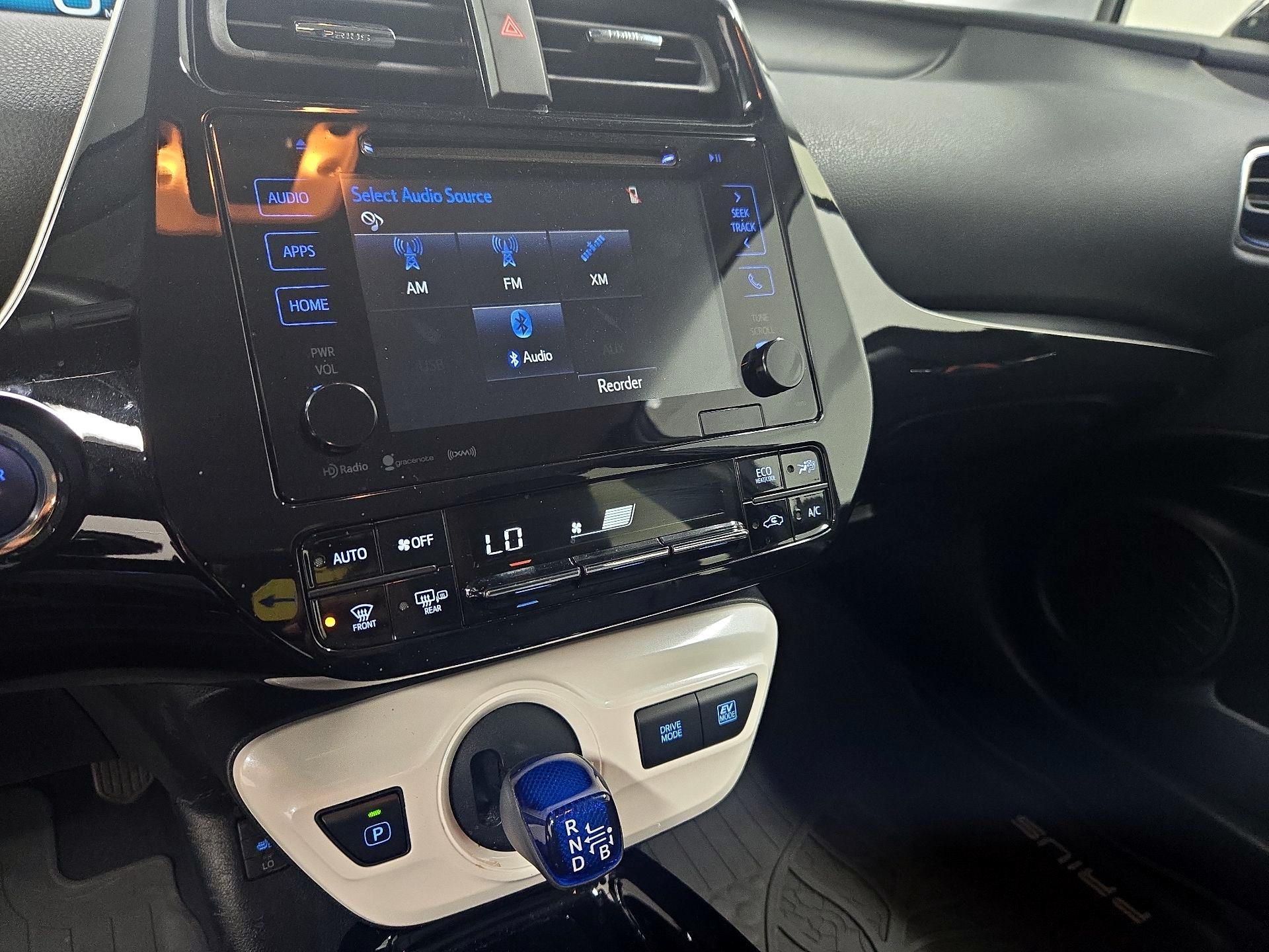 Thumbnail: 2017 Toyota Prius - 16