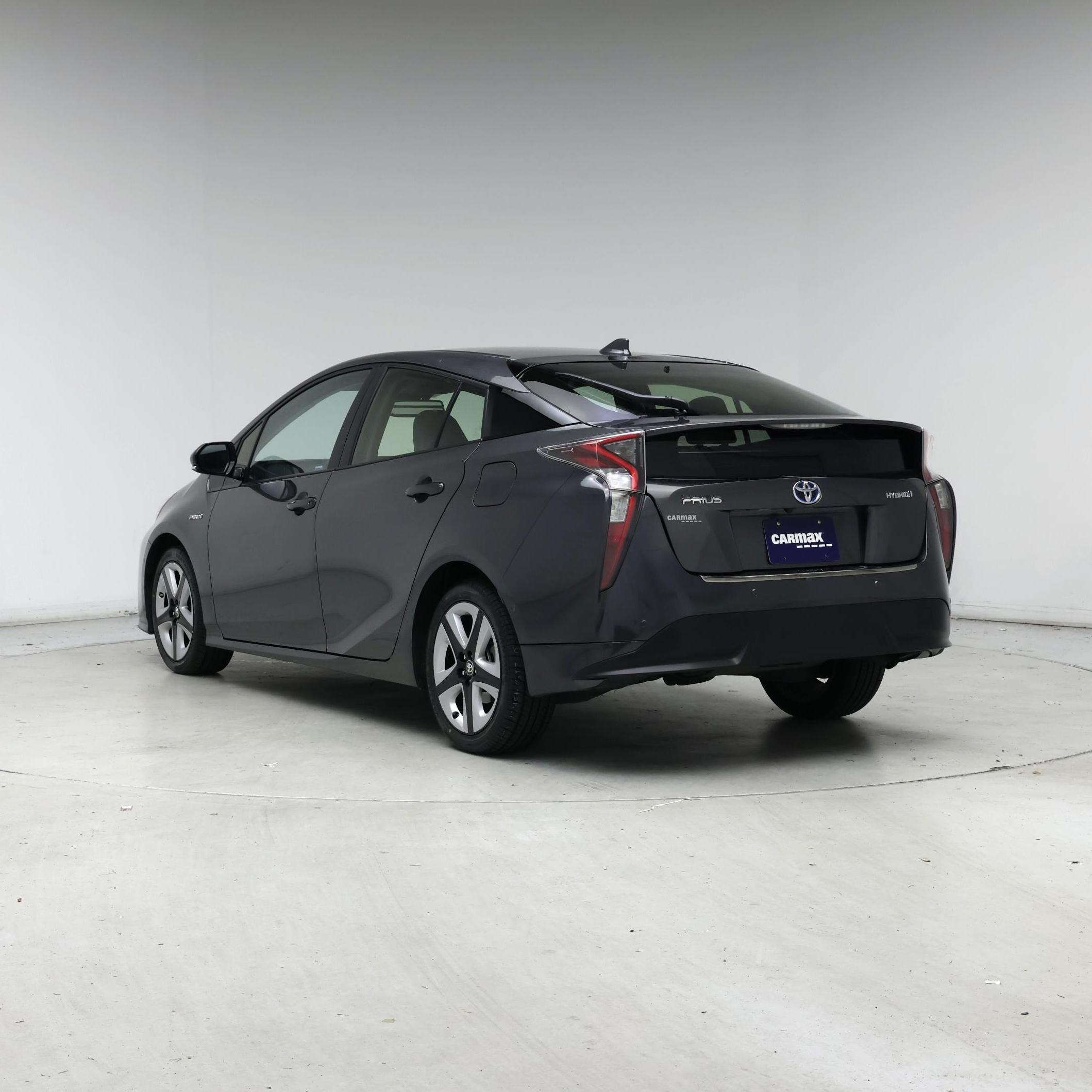 Thumbnail: 2017 Toyota Prius - 2