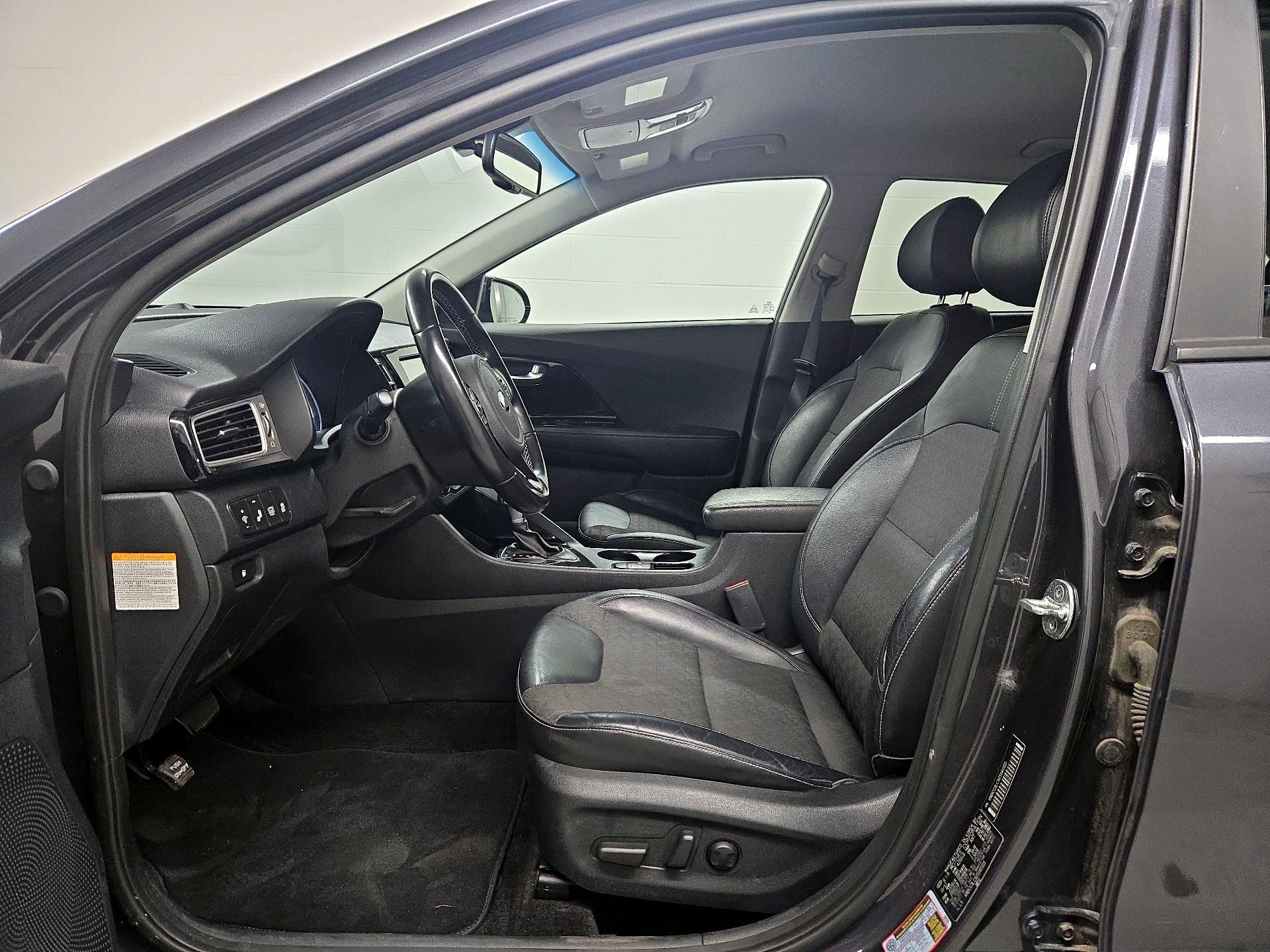 Thumbnail: 2018 Kia Niro - 11