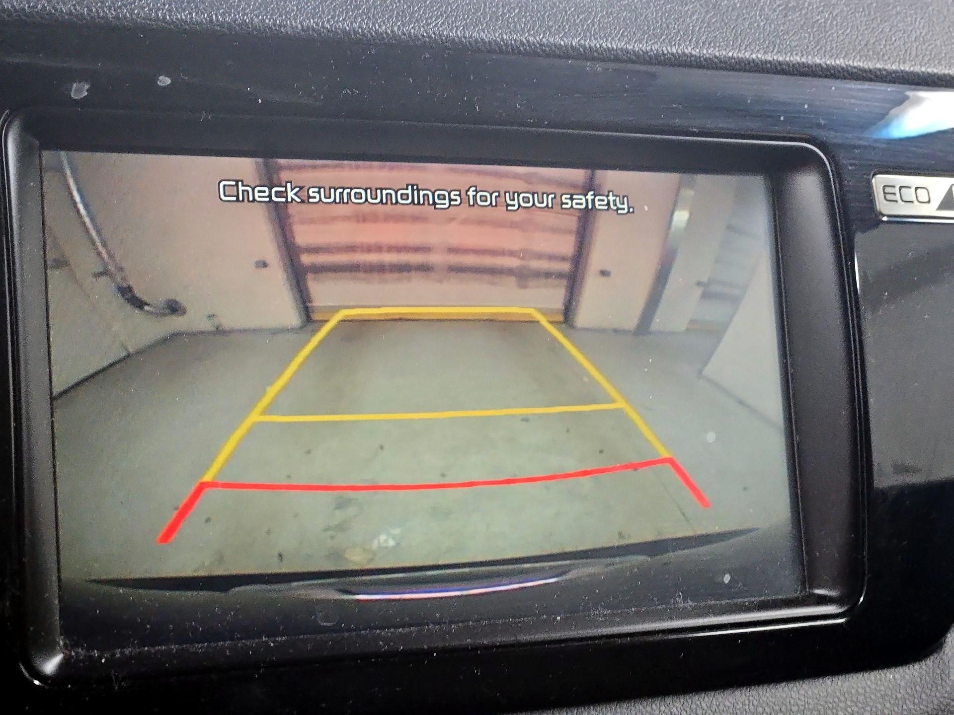 Thumbnail: 2018 Kia Niro - 15