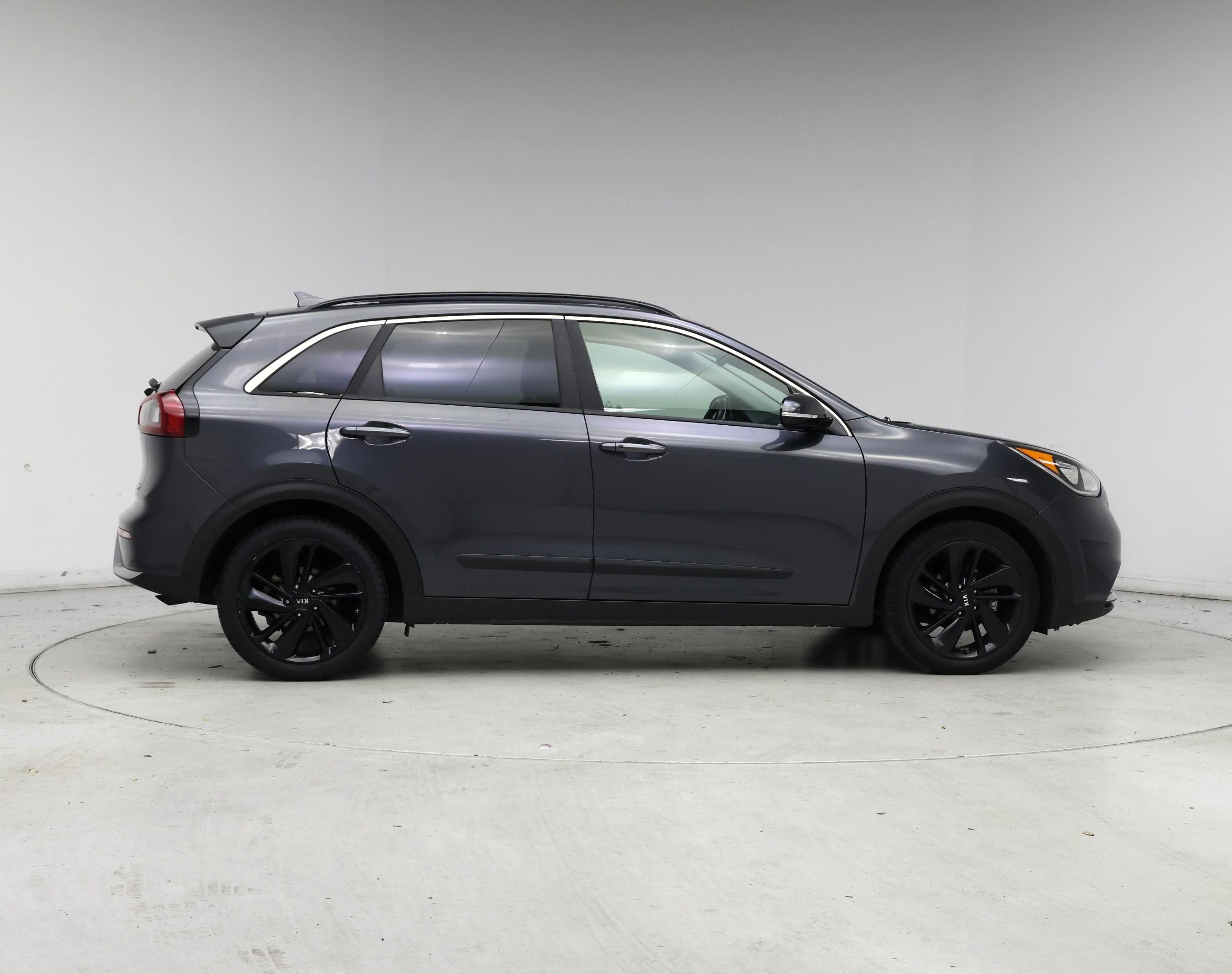 Thumbnail: 2018 Kia Niro - 7