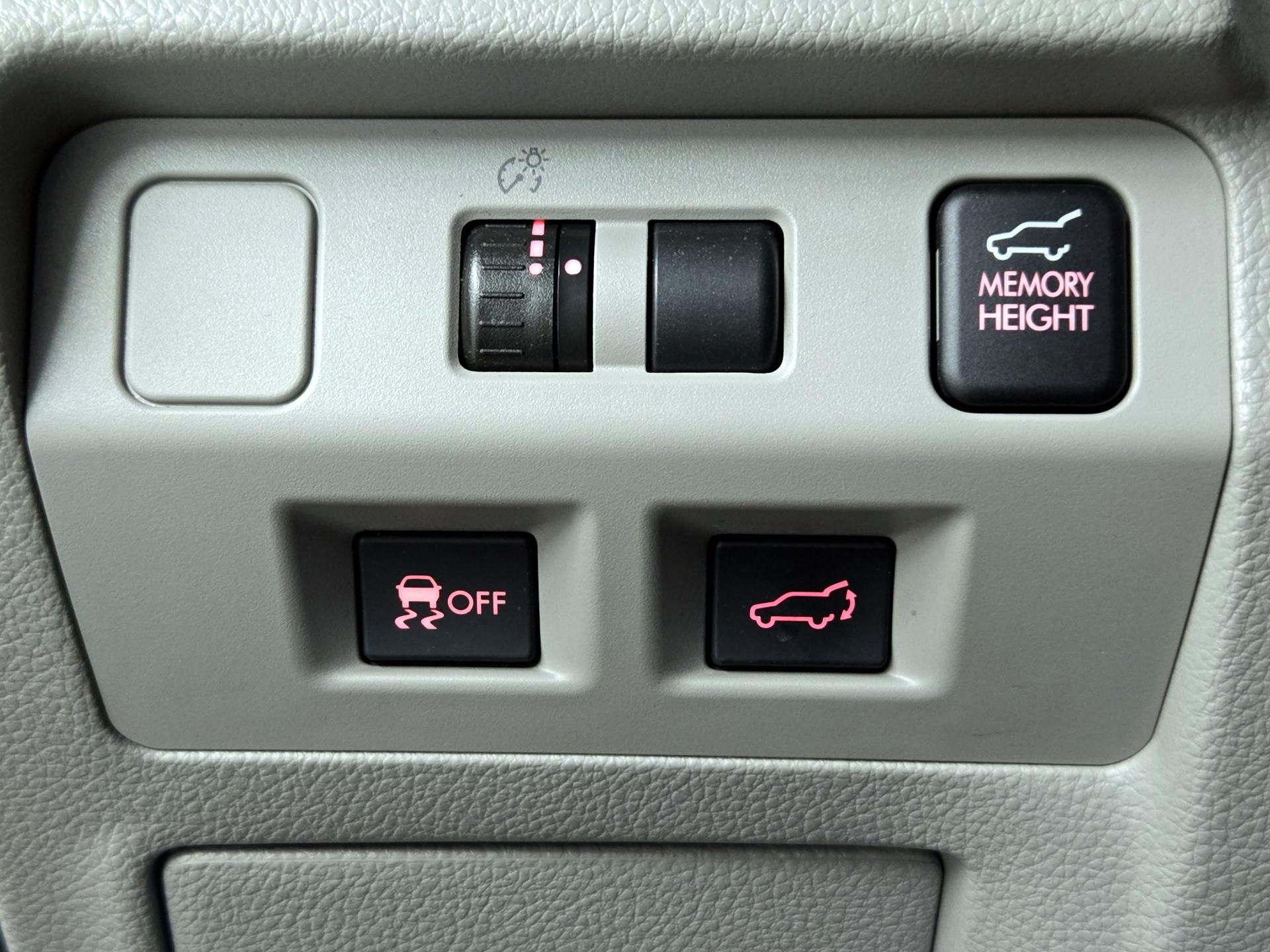 Thumbnail: 2015 Subaru Forester - 13