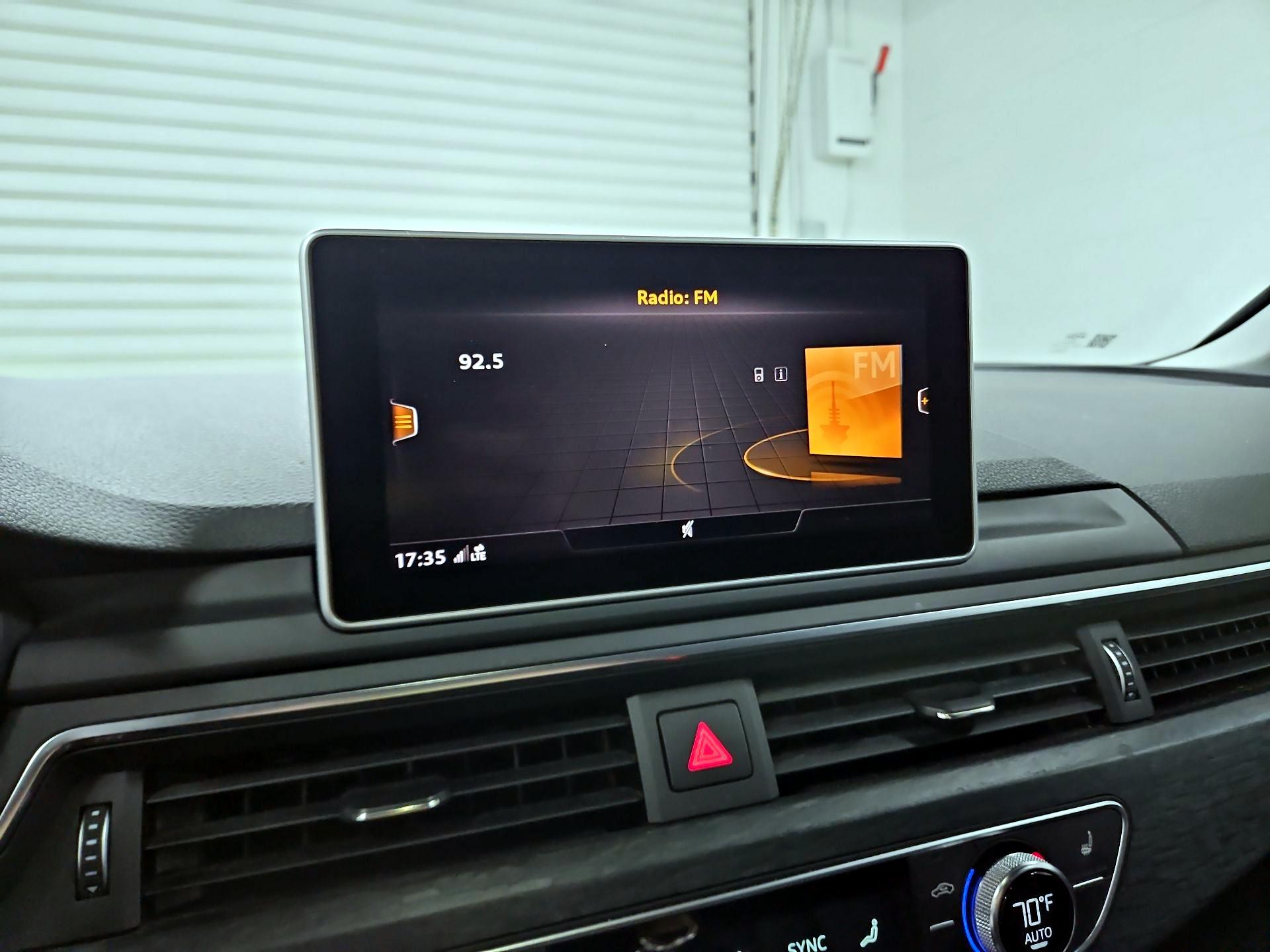 Thumbnail: 2017 Audi A4 - 16