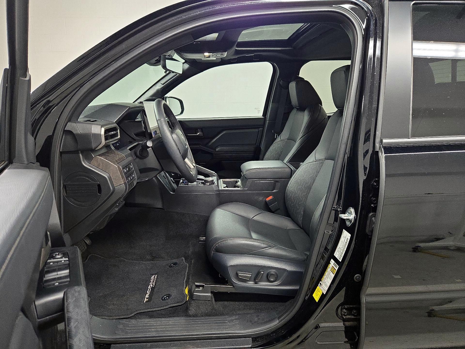 Thumbnail: 2024 Toyota Tacoma - 11