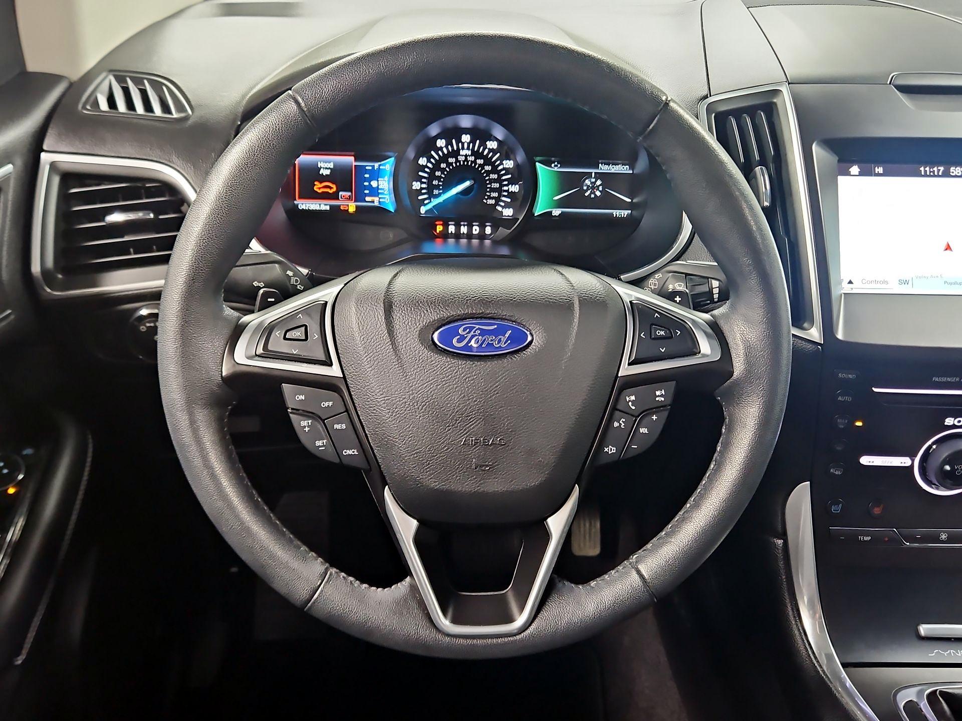 Thumbnail: 2016 Ford Edge - 10