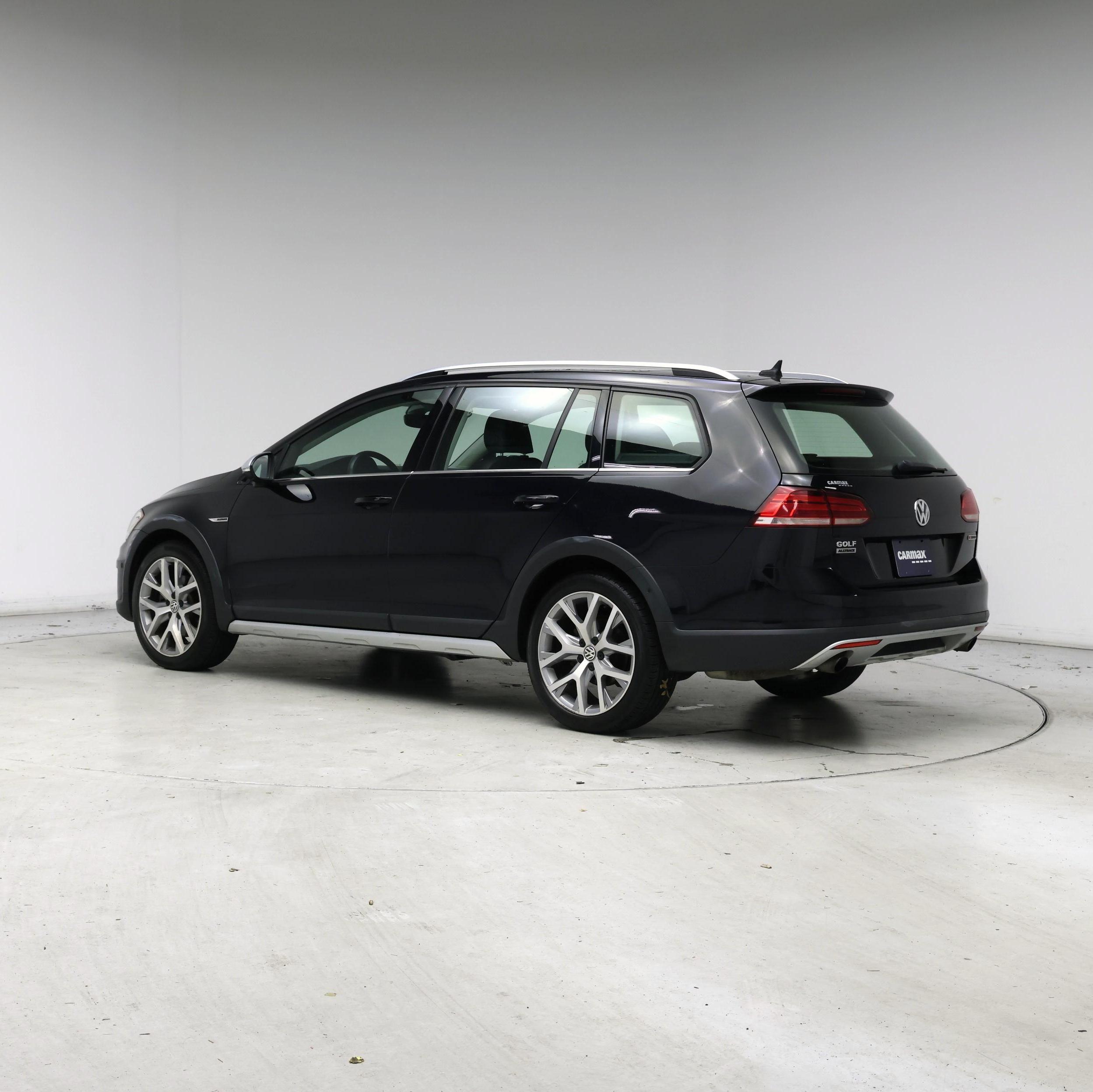 Thumbnail: 2019 Volkswagen Golf - 2