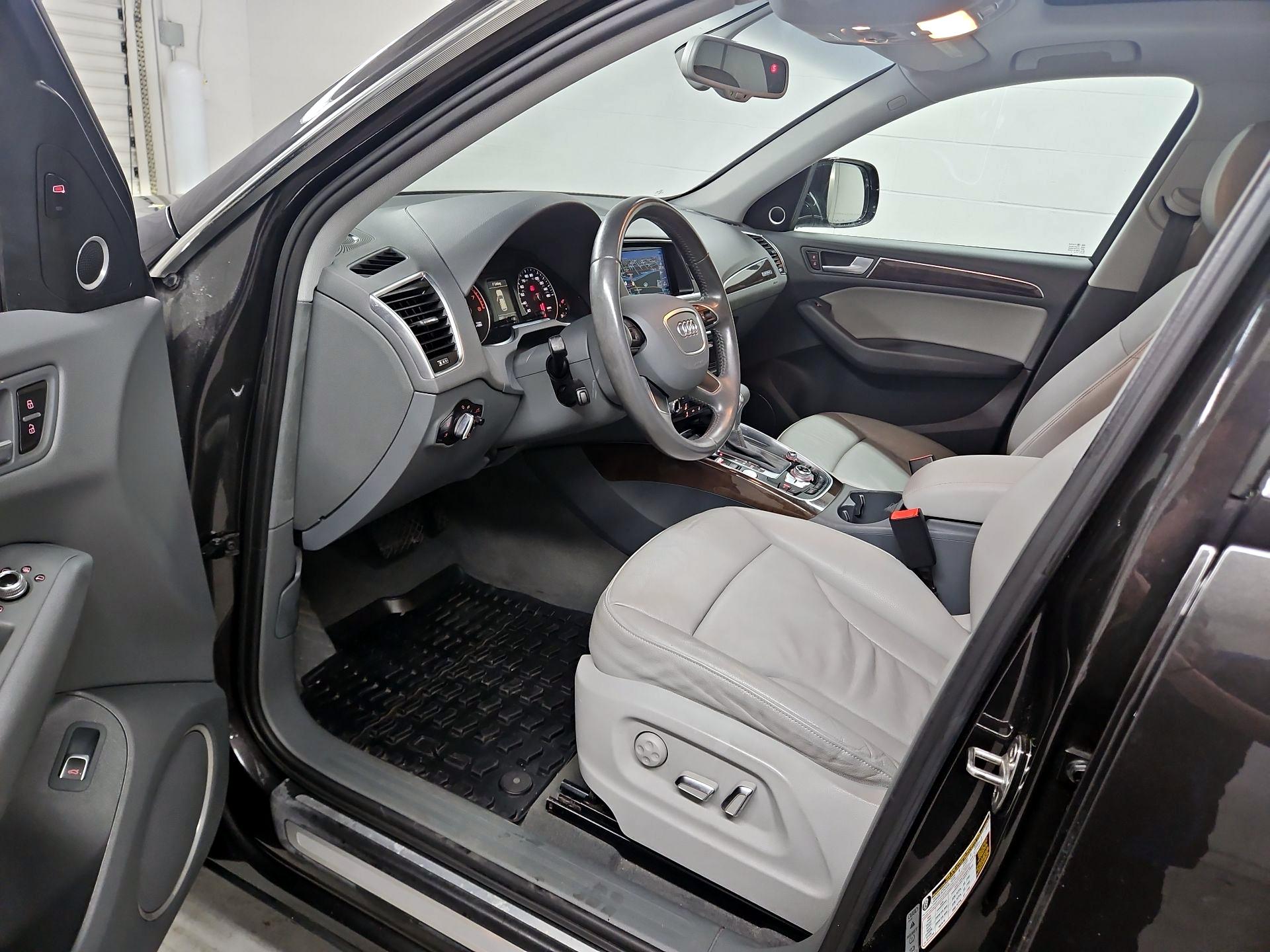 Thumbnail: 2016 Audi Q5 - 11