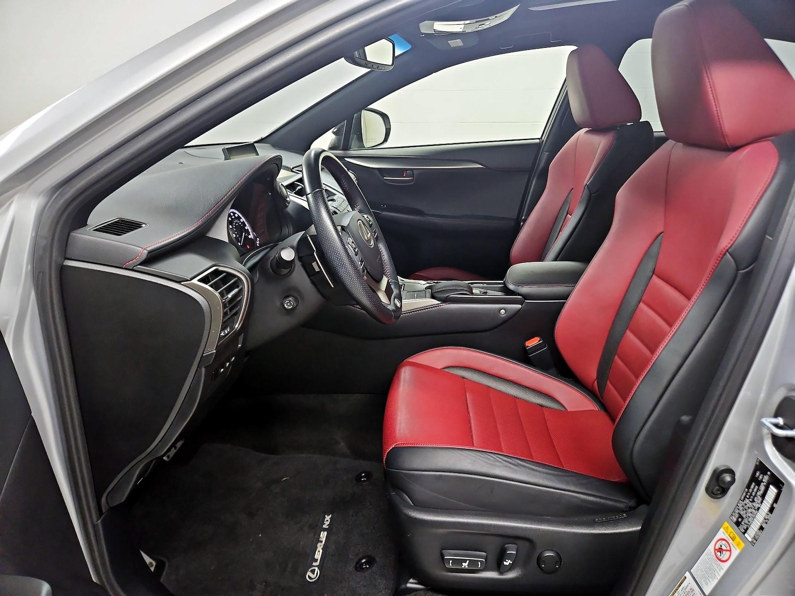 2015 Lexus NX 200t - Photo 12
