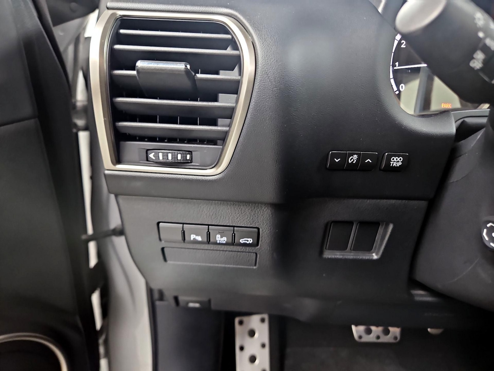 2015 Lexus NX 200t - Photo 14