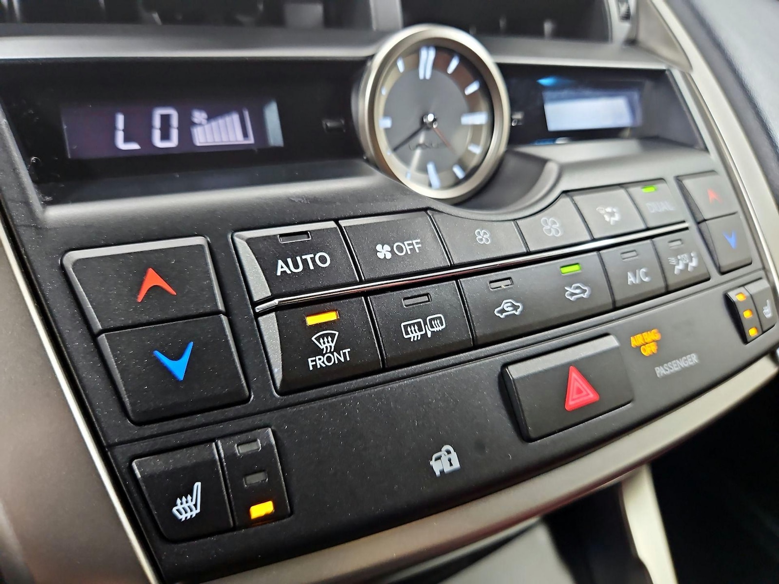 2015 Lexus NX 200t - Photo 18