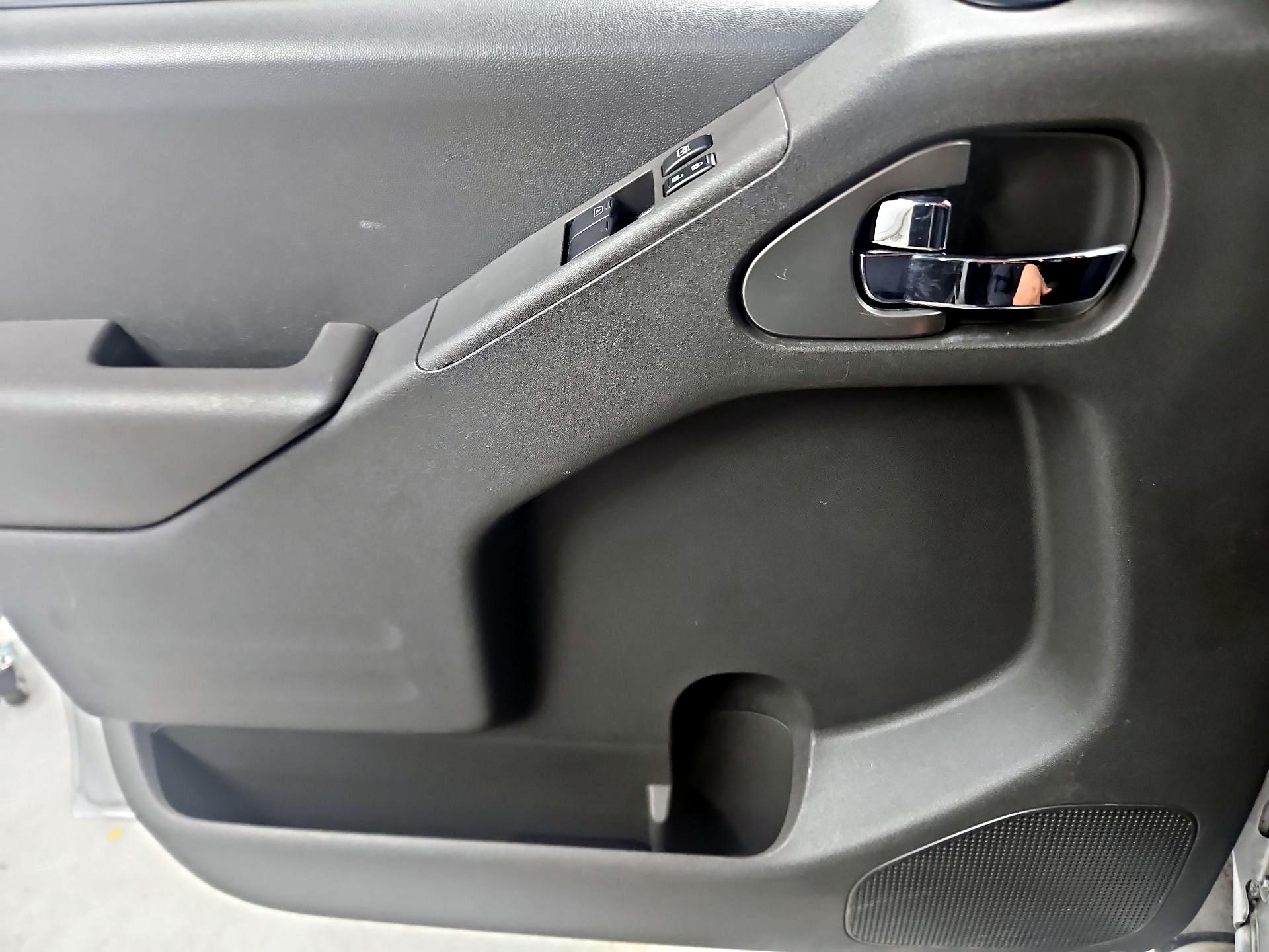 Thumbnail: 2017 Nissan Frontier - 12