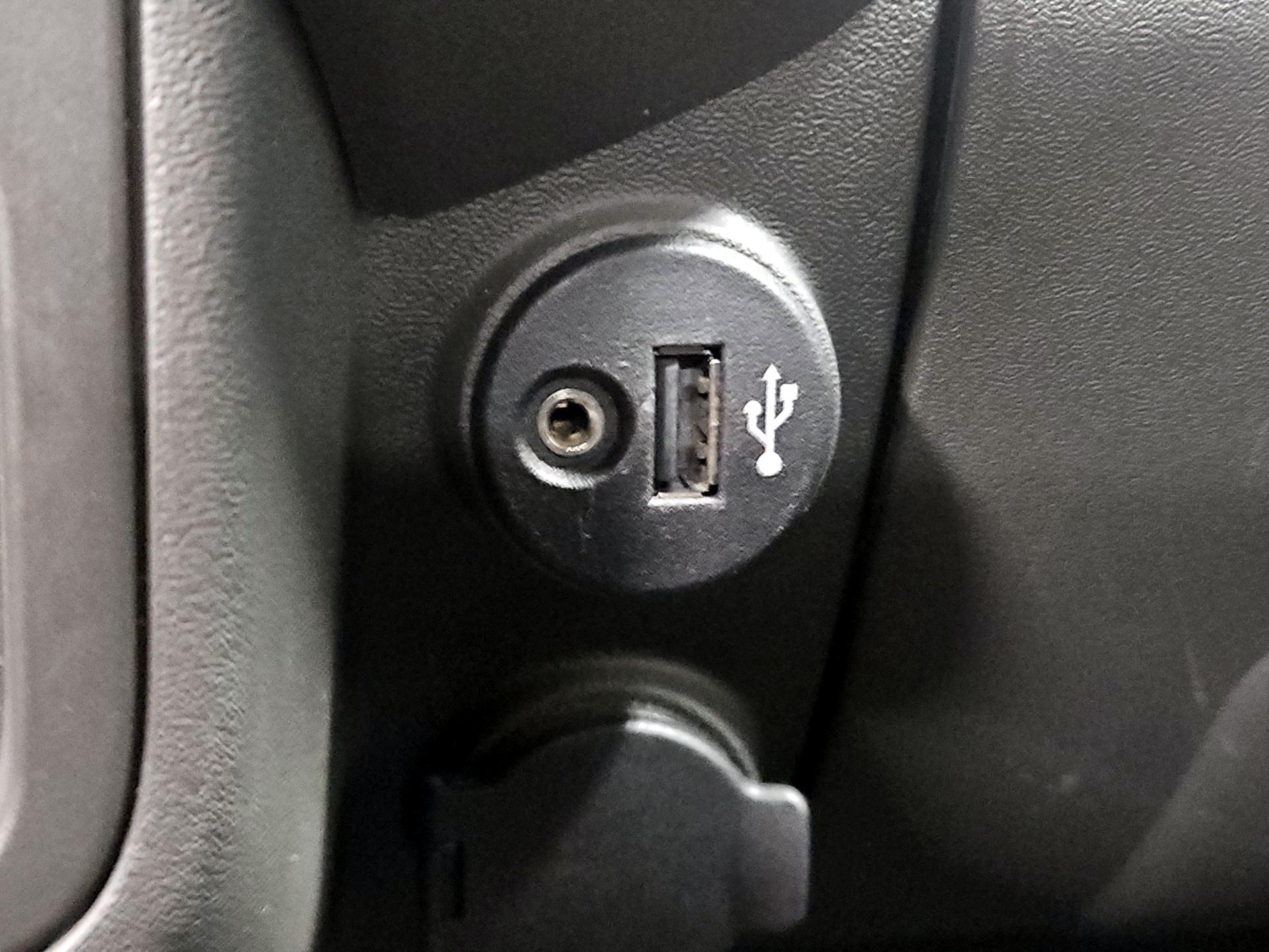 Thumbnail: 2017 Nissan Frontier - 19