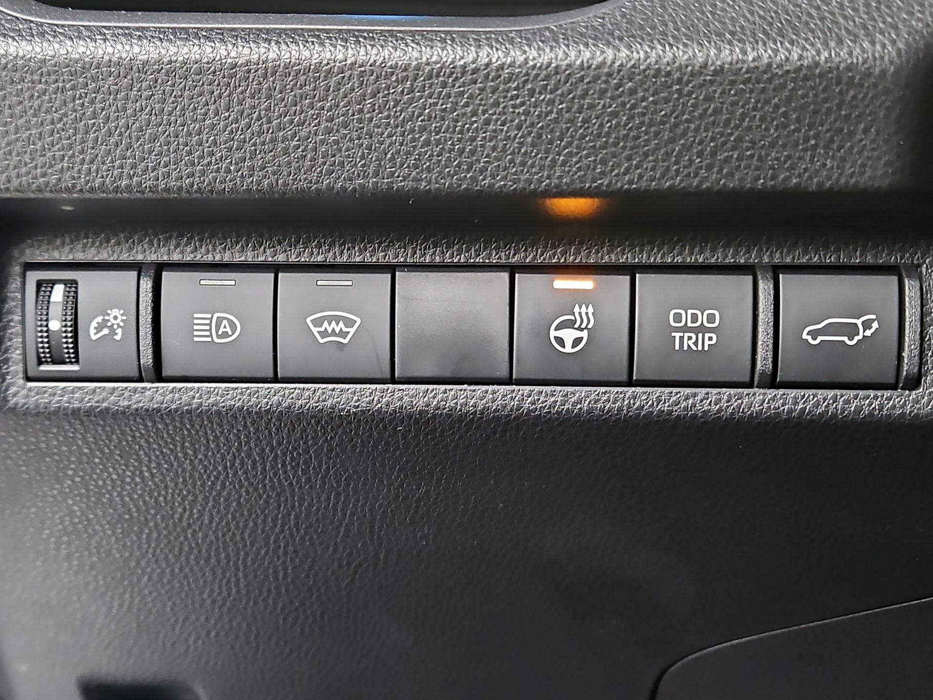 Thumbnail: 2025 Toyota RAV4 - 13