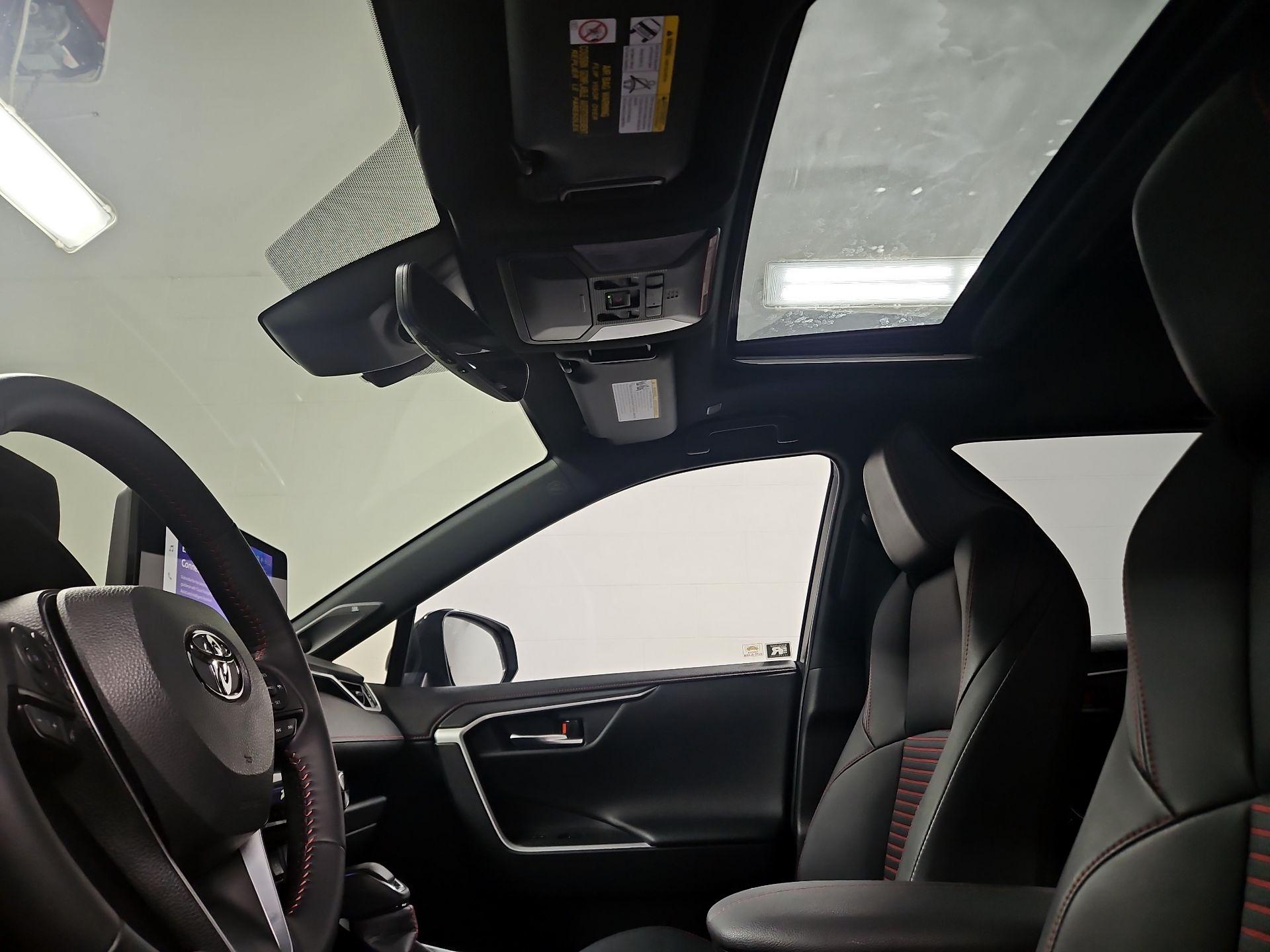 Thumbnail: 2025 Toyota RAV4 - 19