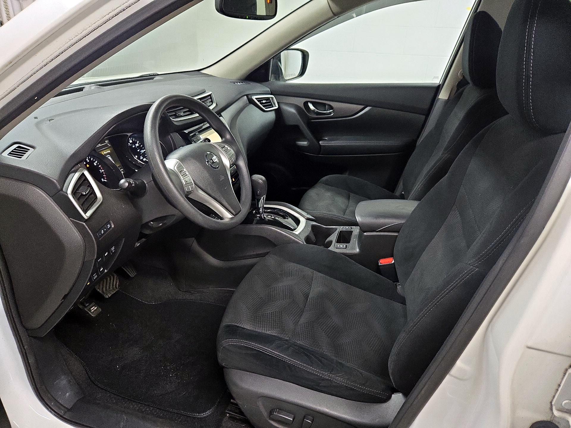 Thumbnail: 2016 Nissan Rogue - 11