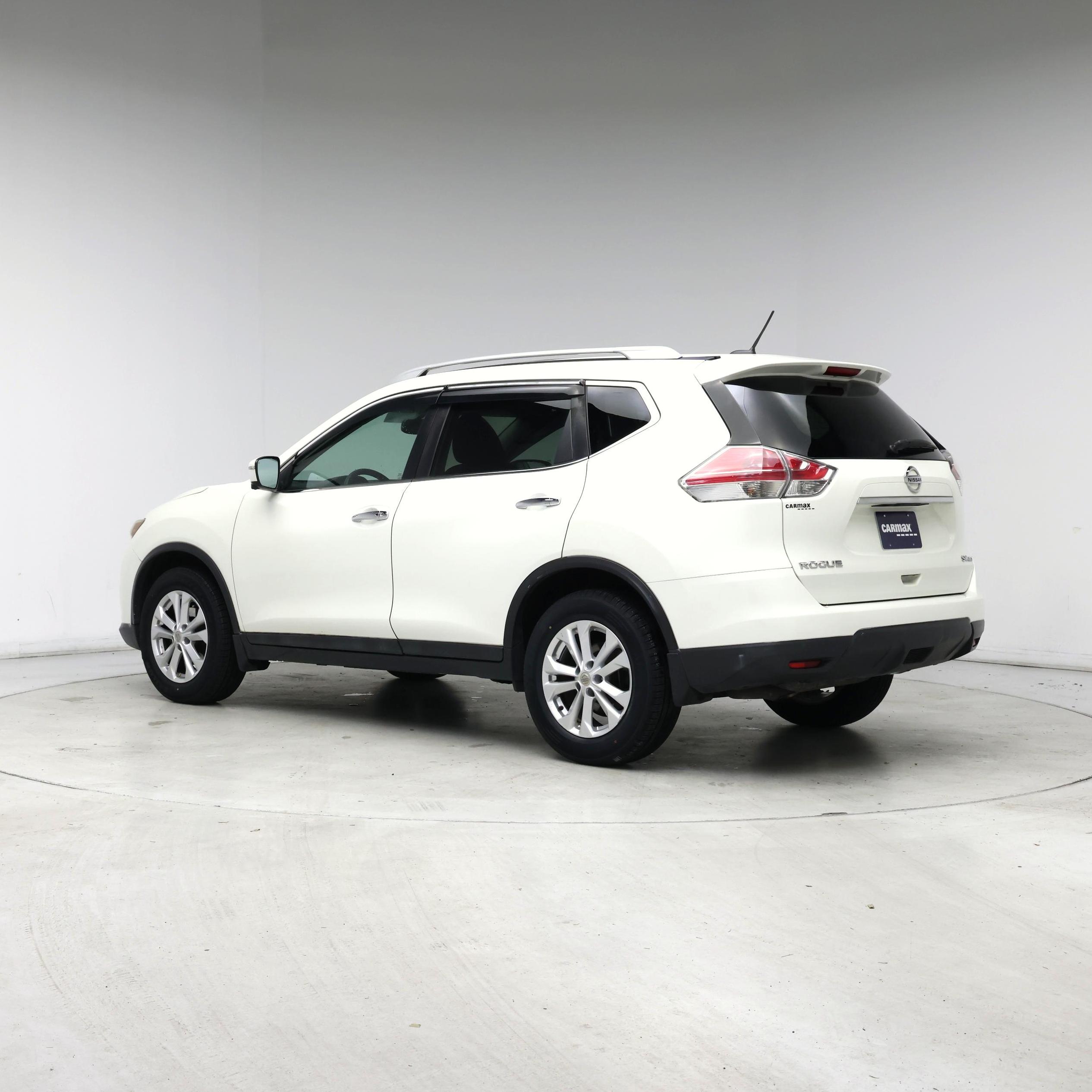 Thumbnail: 2016 Nissan Rogue - 2