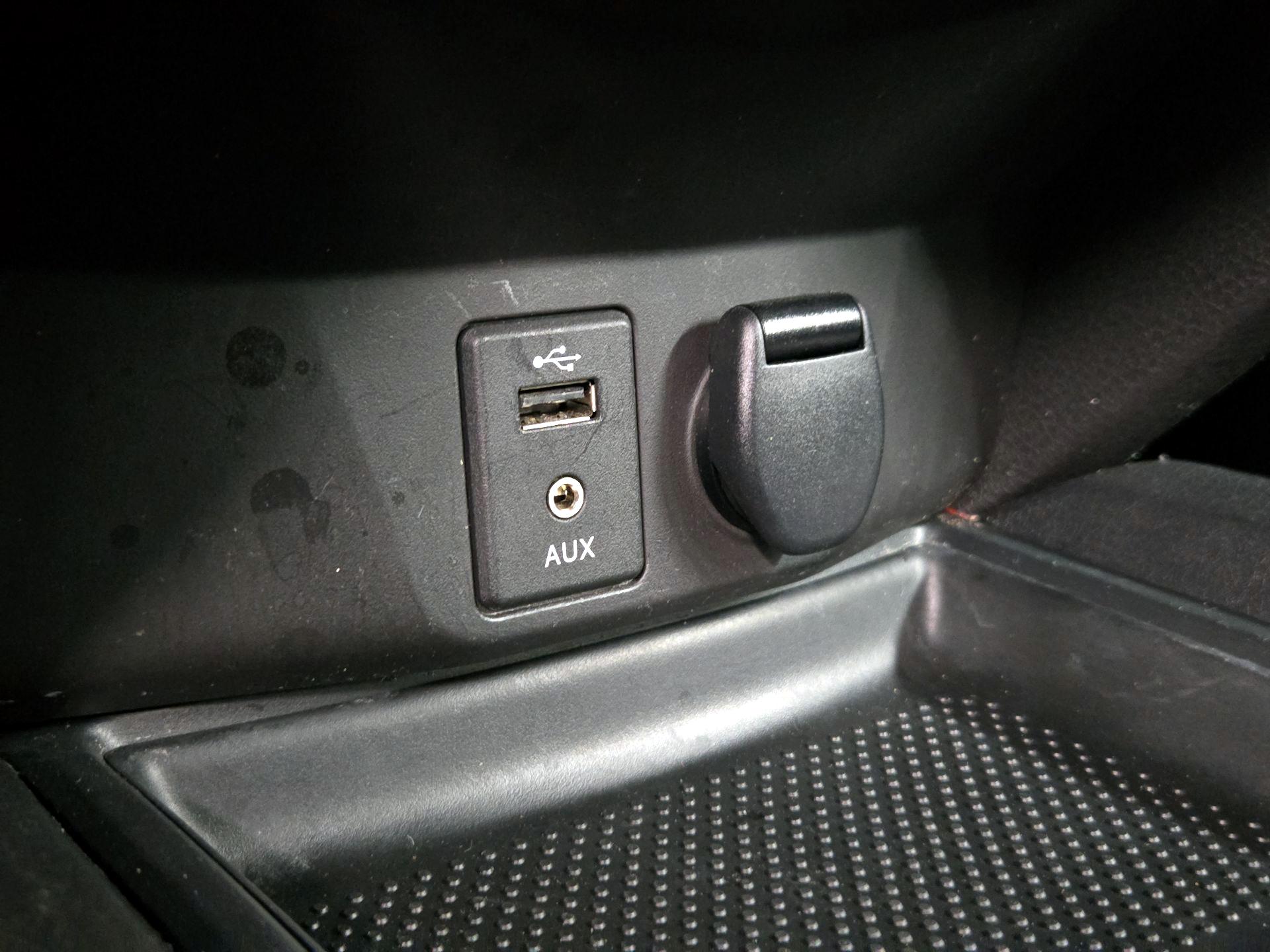 Thumbnail: 2016 Nissan Rogue - 19