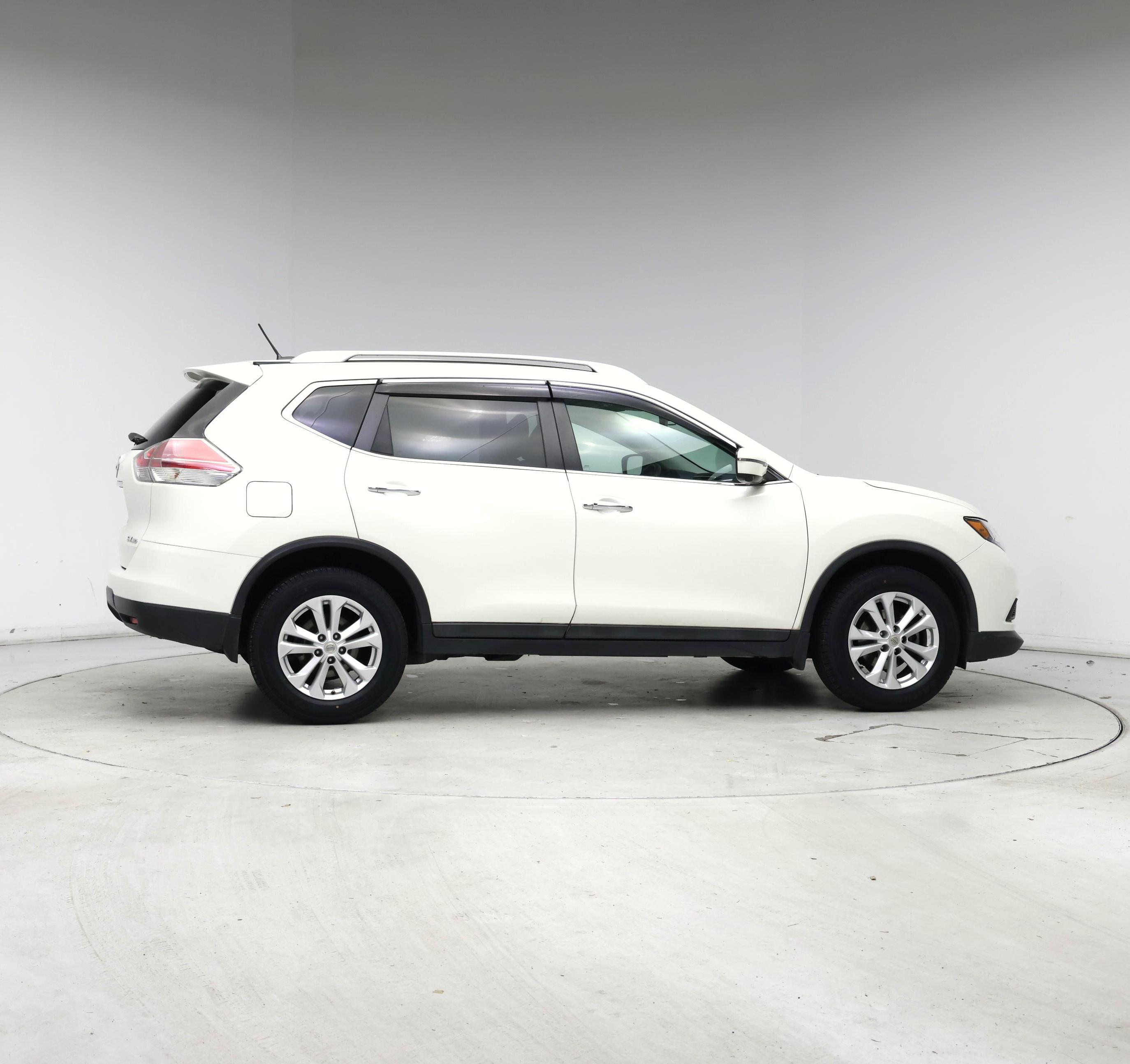 Thumbnail: 2016 Nissan Rogue - 7