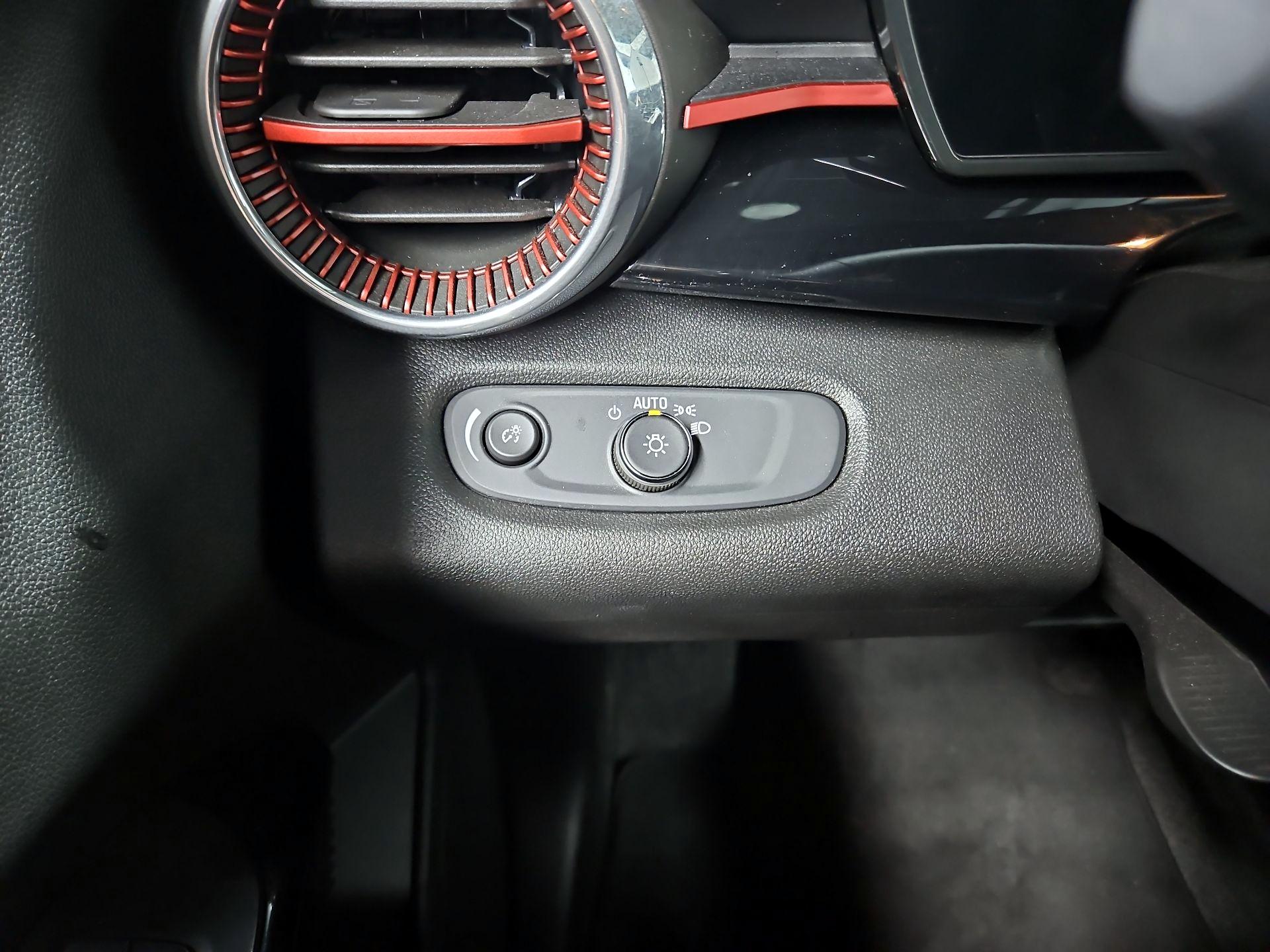 Thumbnail: 2025 Chevrolet Trax - 13