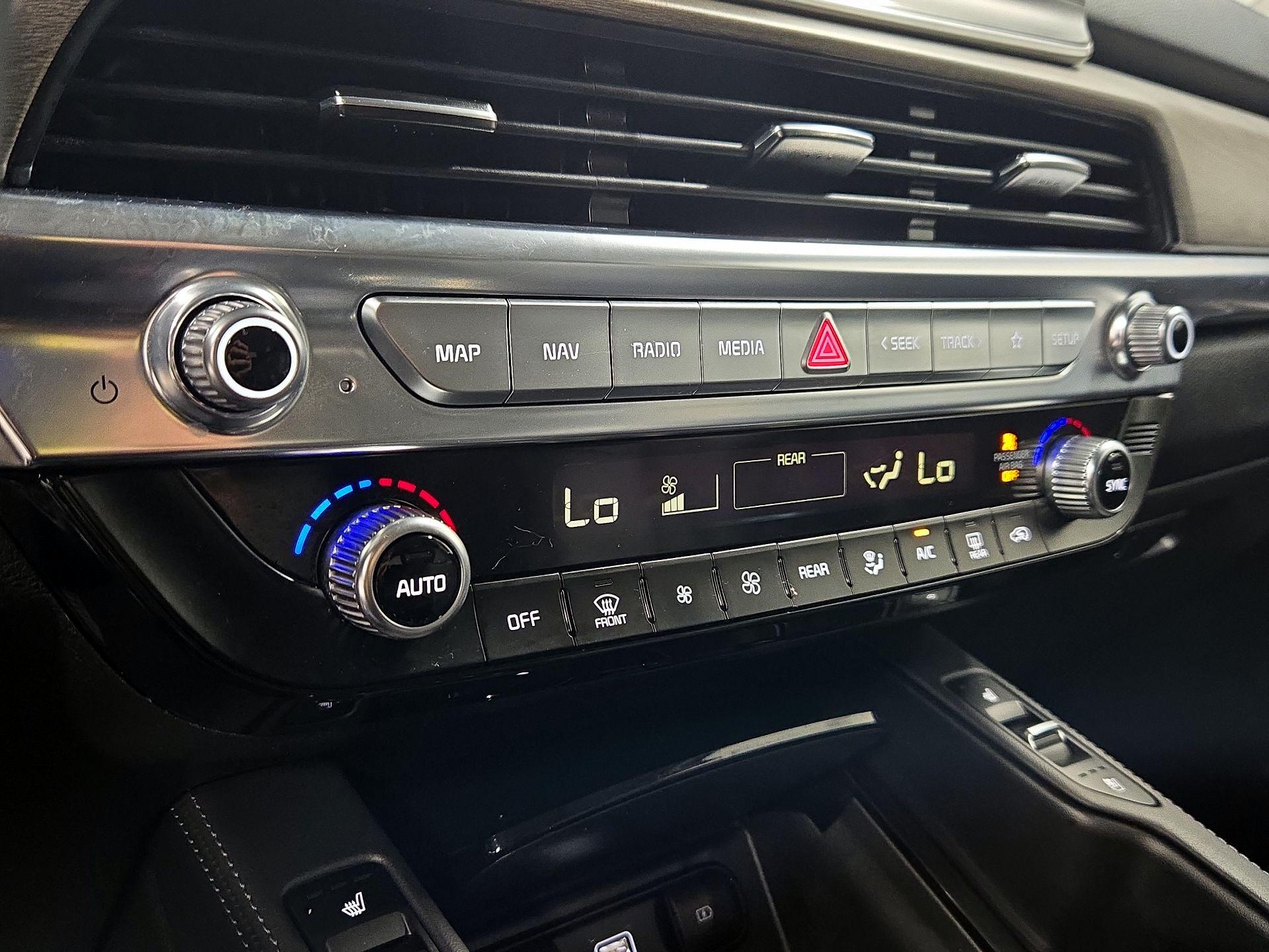 Thumbnail: 2022 Kia Telluride - 17