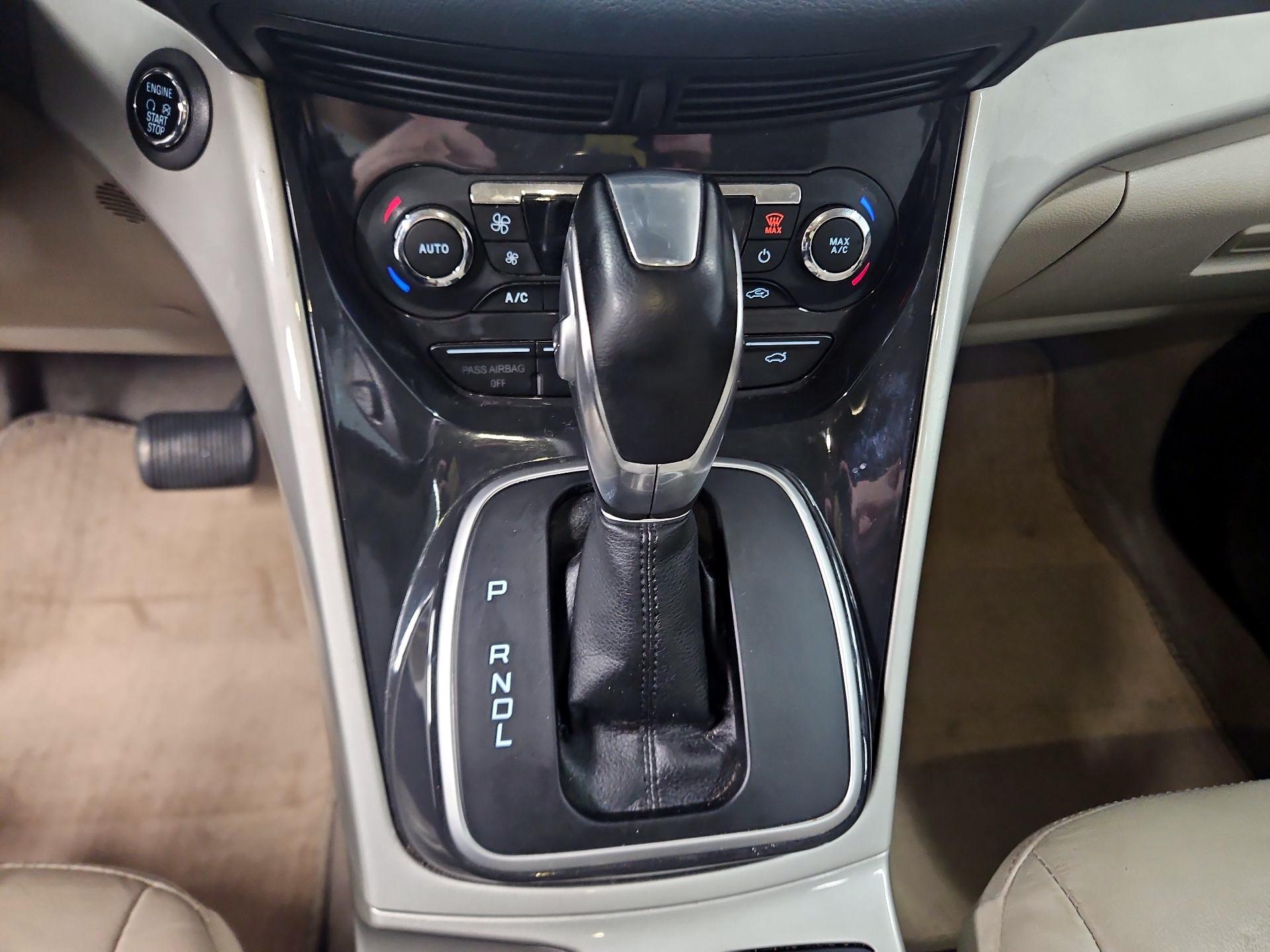 Thumbnail: 2015 Ford C-Max - 17