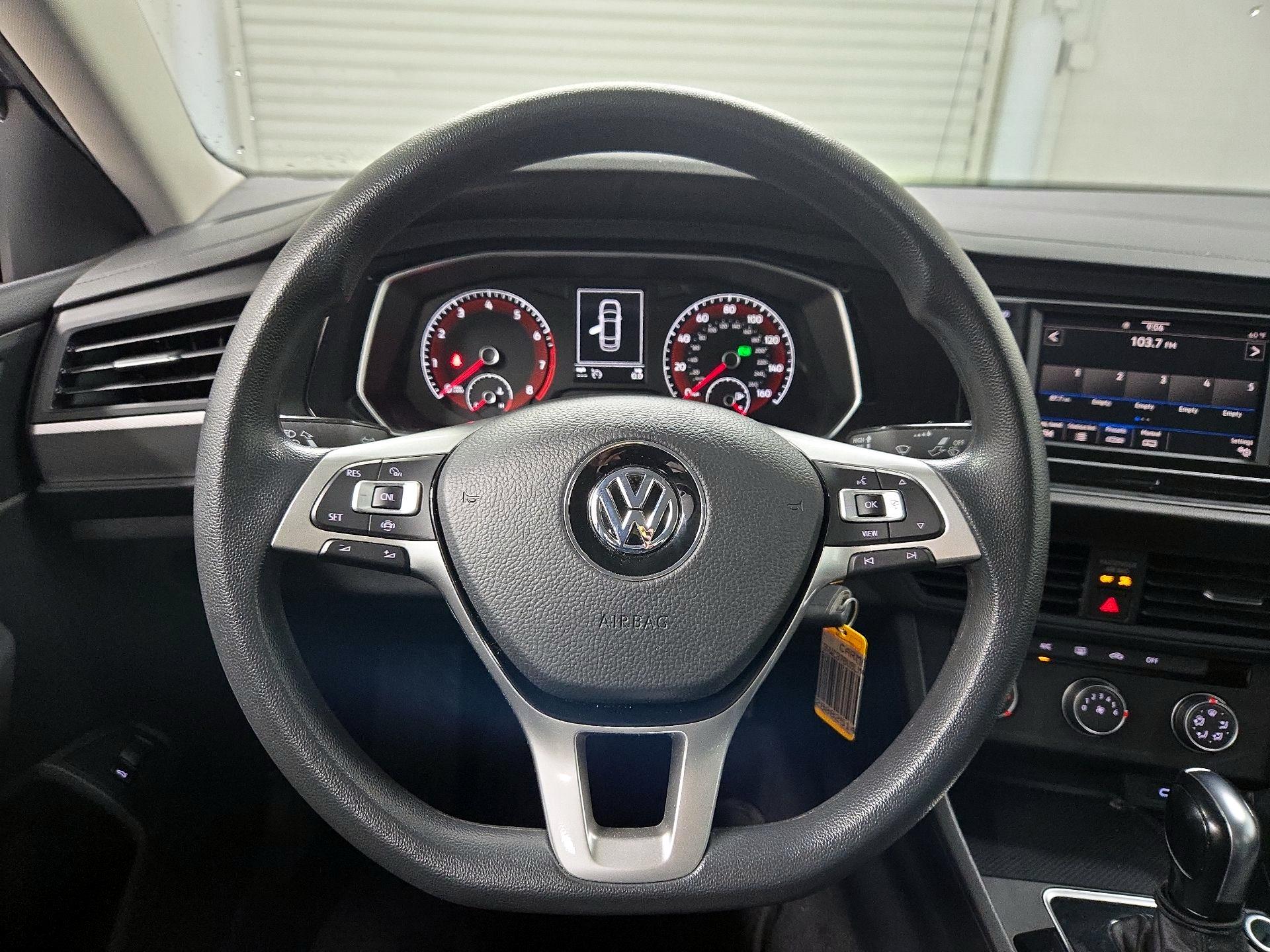 Thumbnail: 2020 Volkswagen Jetta - 10