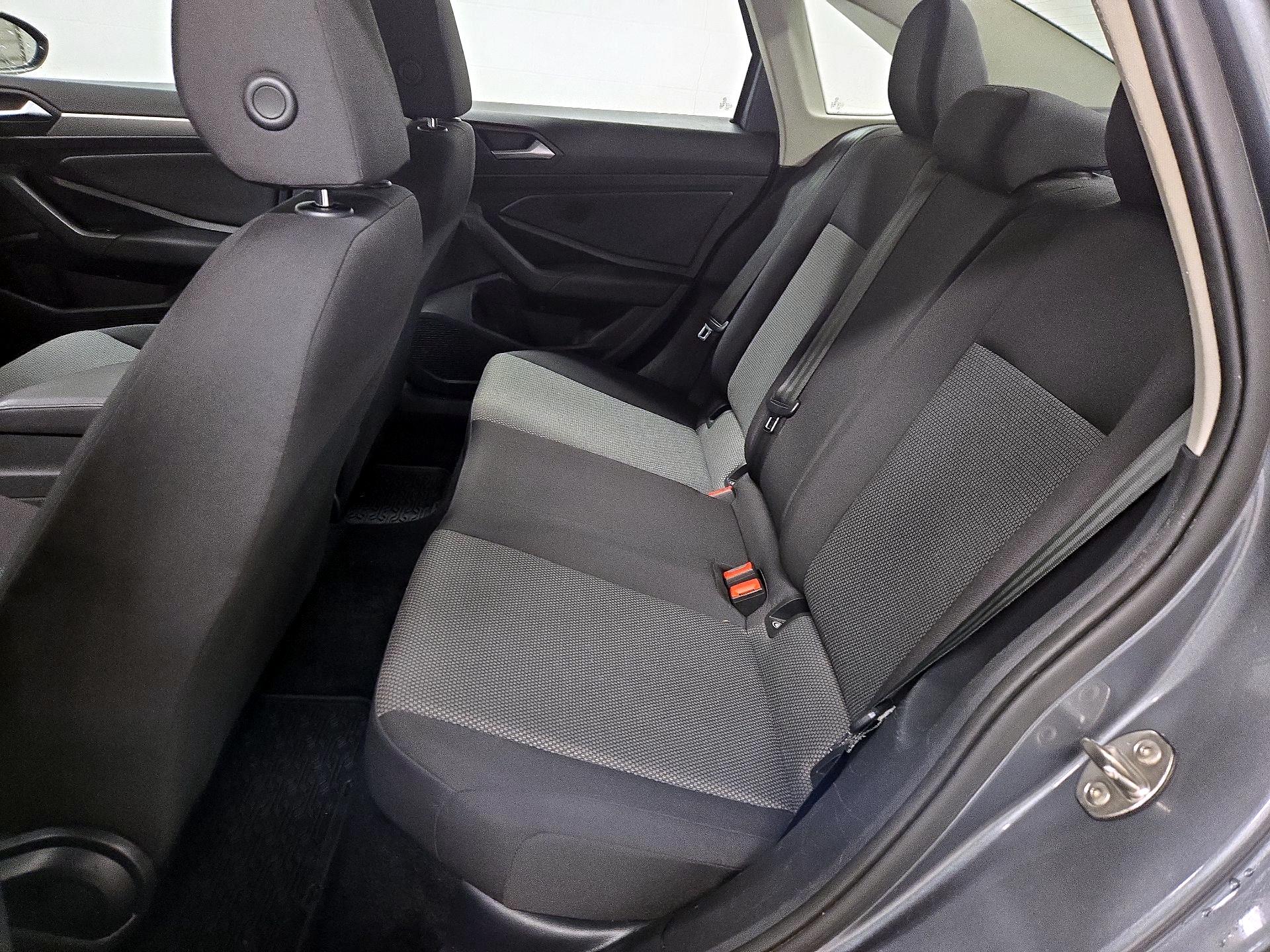 Thumbnail: 2020 Volkswagen Jetta - 19