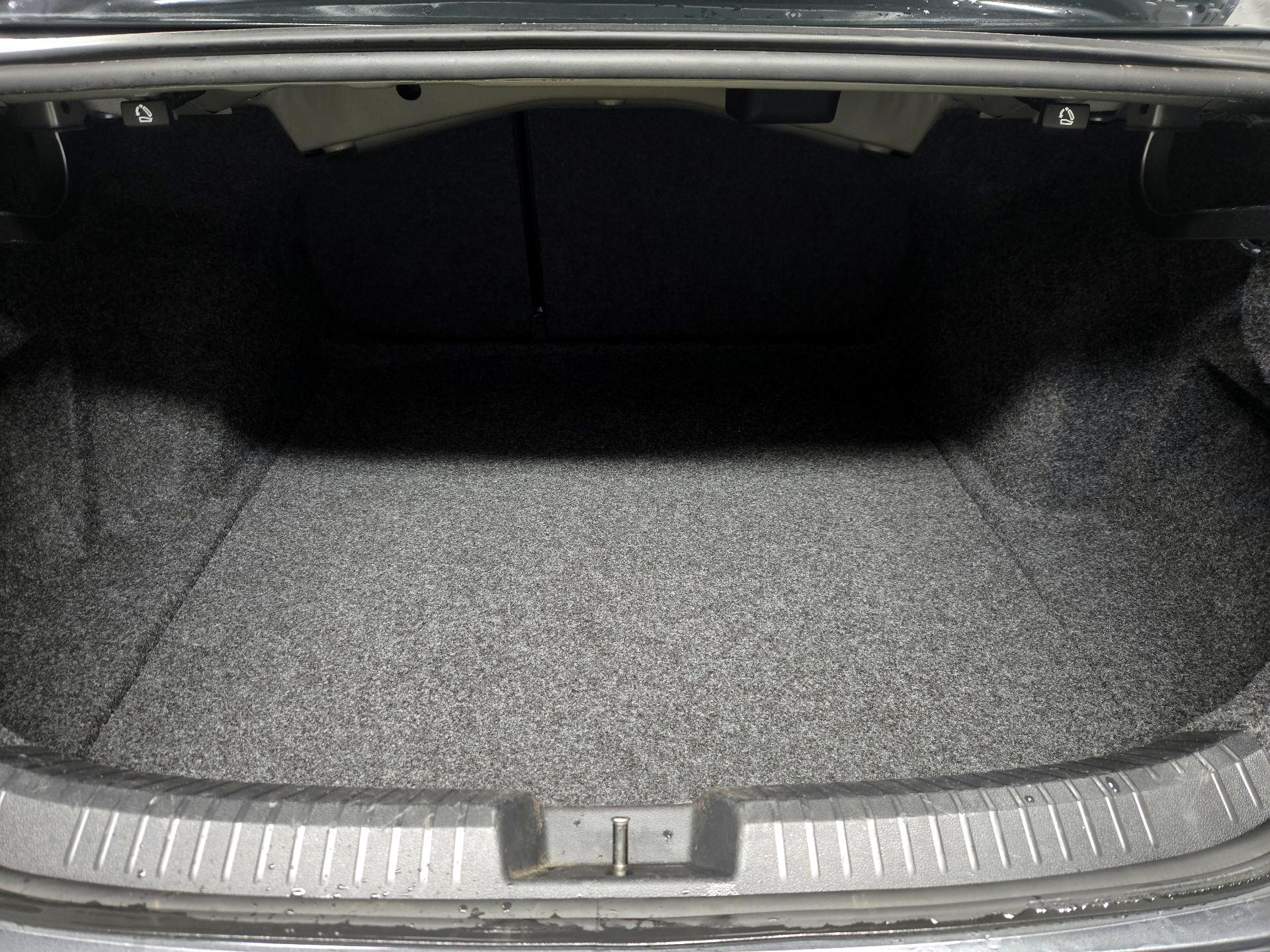 Thumbnail: 2020 Volkswagen Jetta - 20