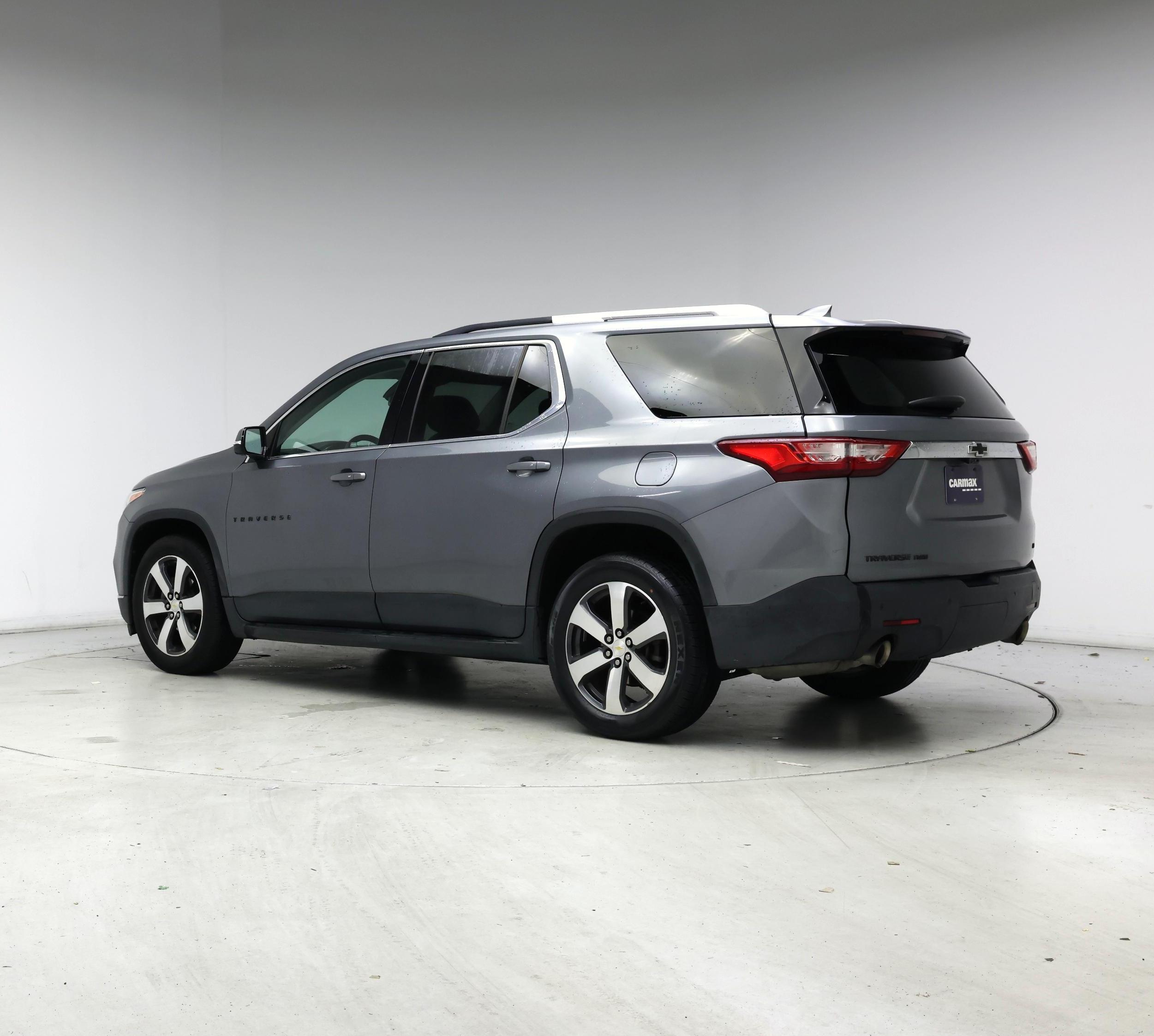 Thumbnail: 2018 Chevrolet Traverse - 2