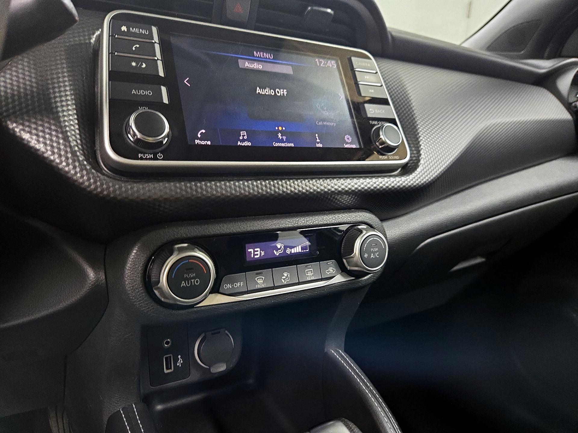 Thumbnail: 2018 Nissan Kicks - 16