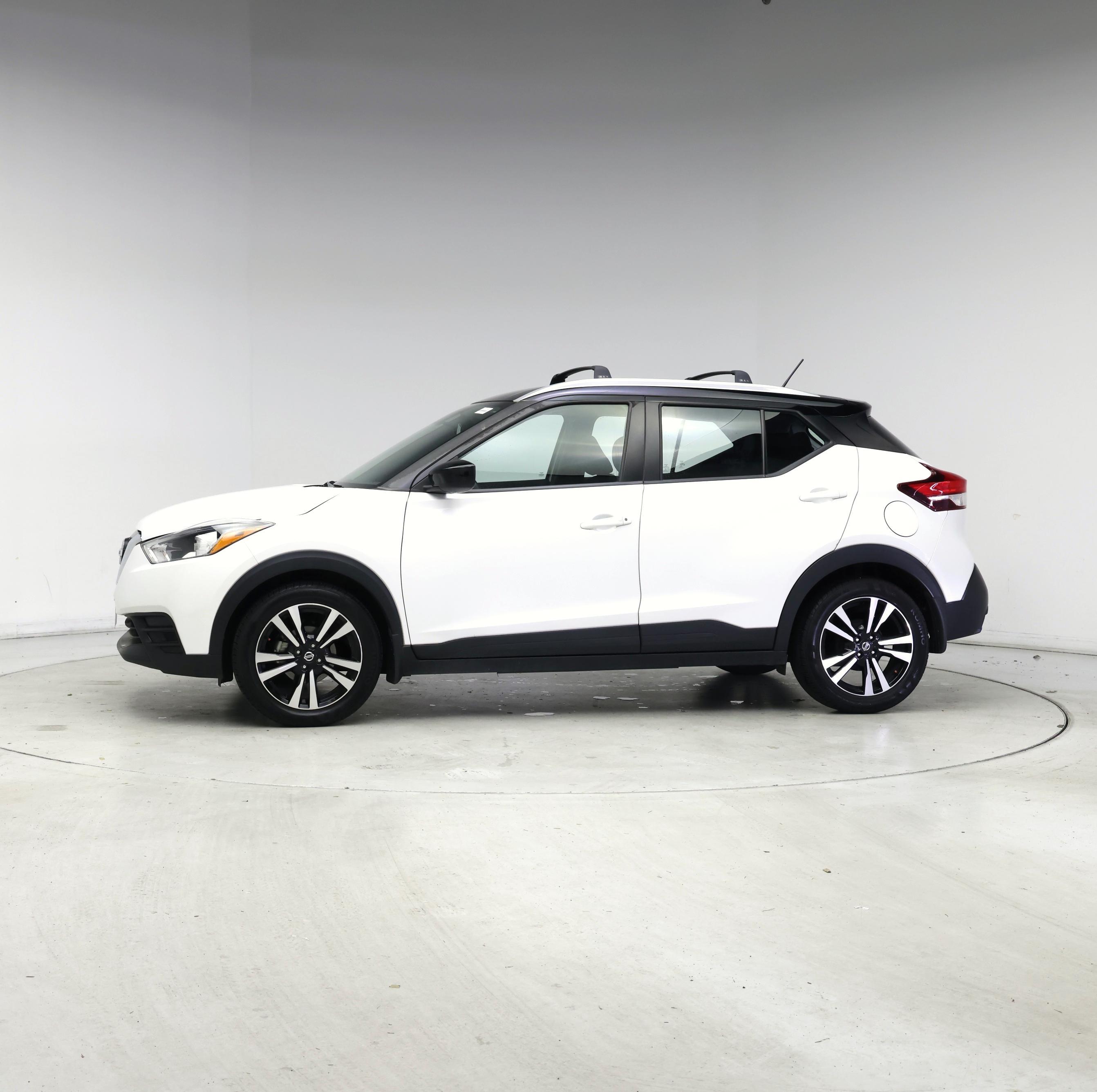 Thumbnail: 2018 Nissan Kicks - 3