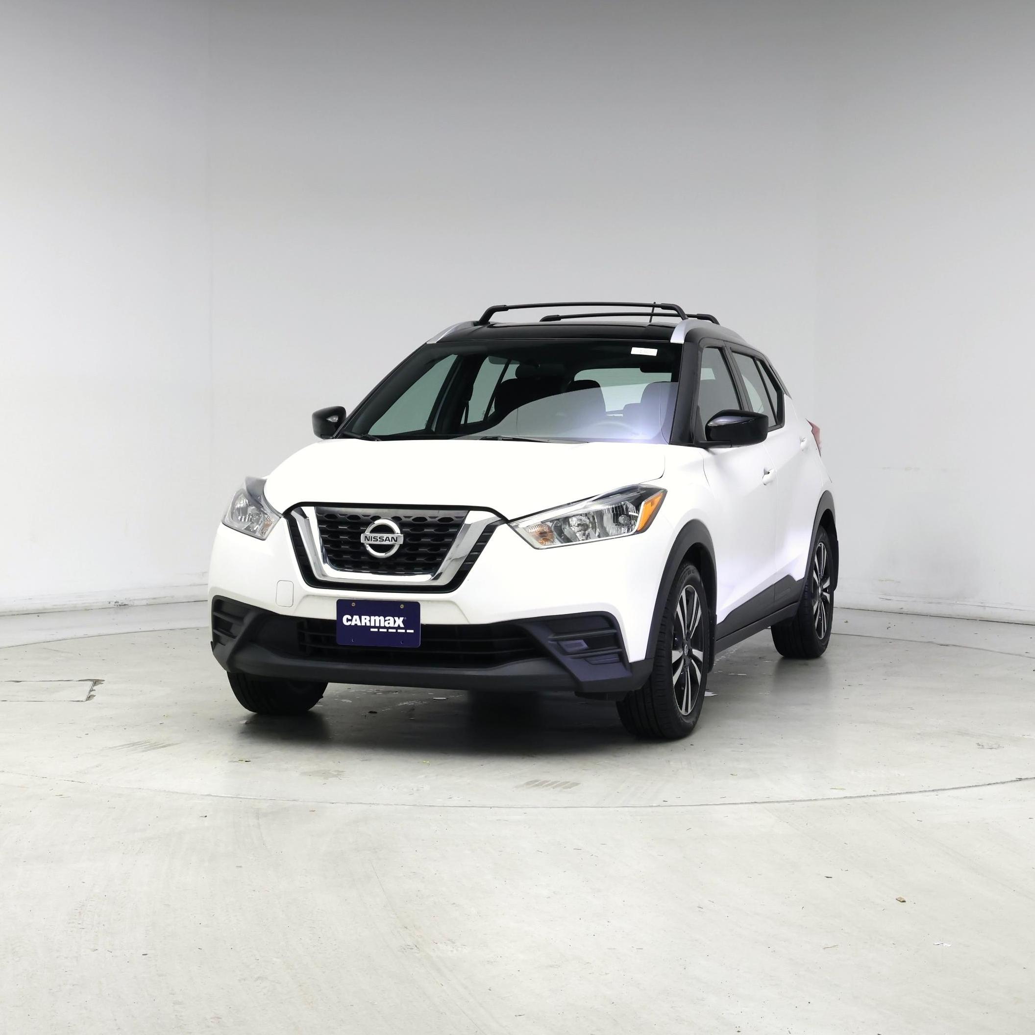 Thumbnail: 2018 Nissan Kicks - 4