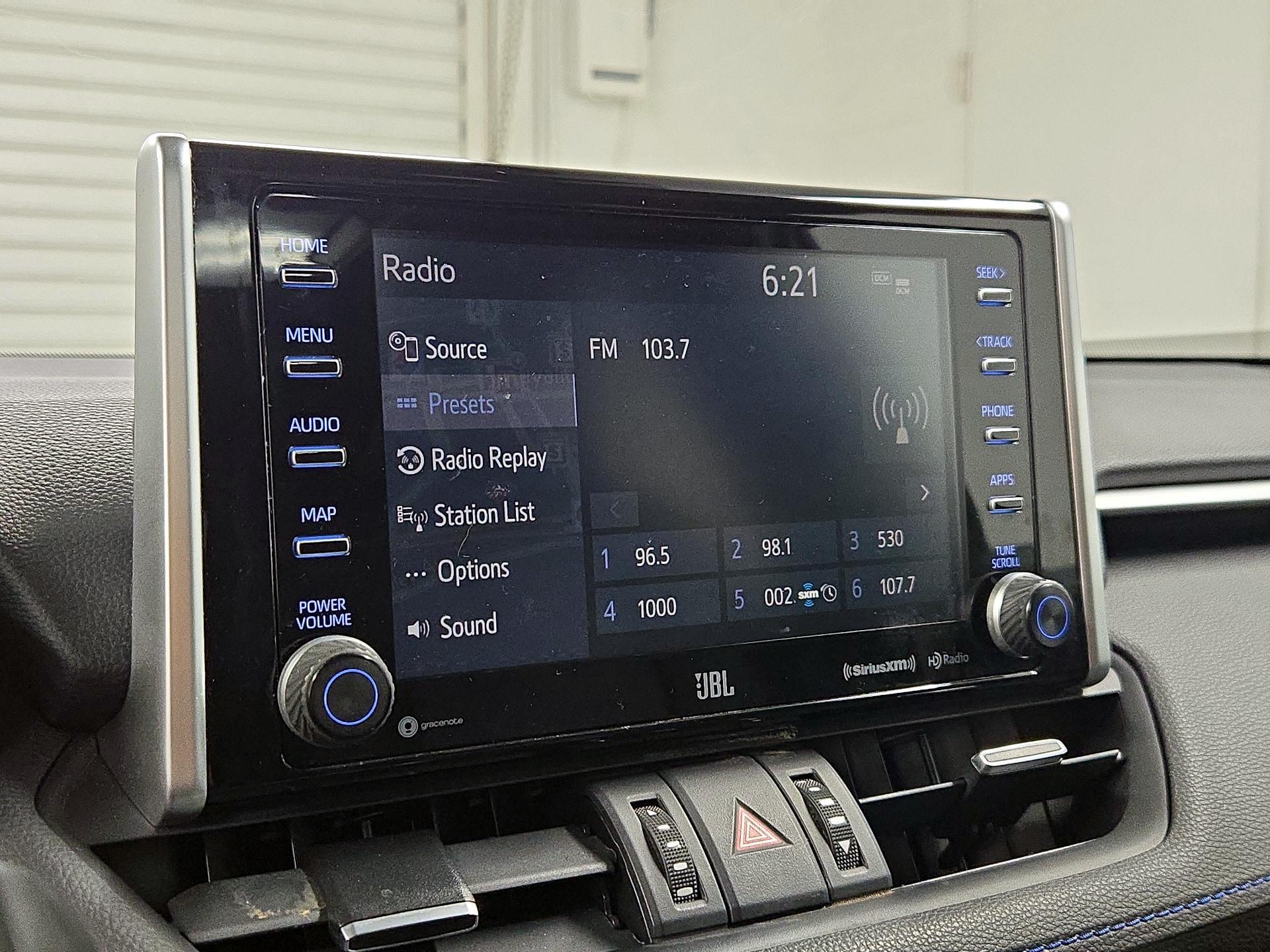 Thumbnail: 2021 Toyota RAV4 - 16